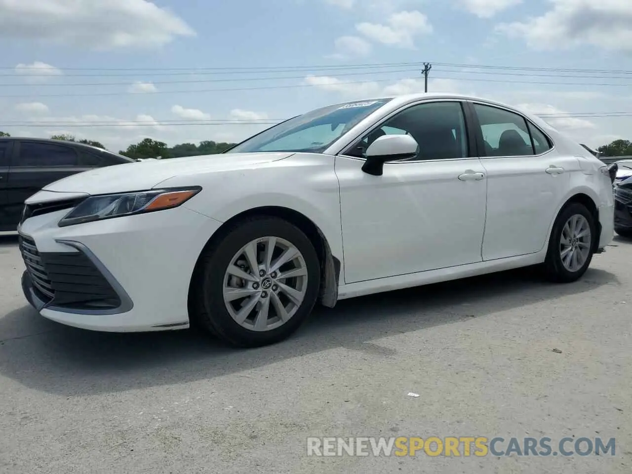 1 Photograph of a damaged car 4T1C11BKXNU054299 TOYOTA CAMRY 2022