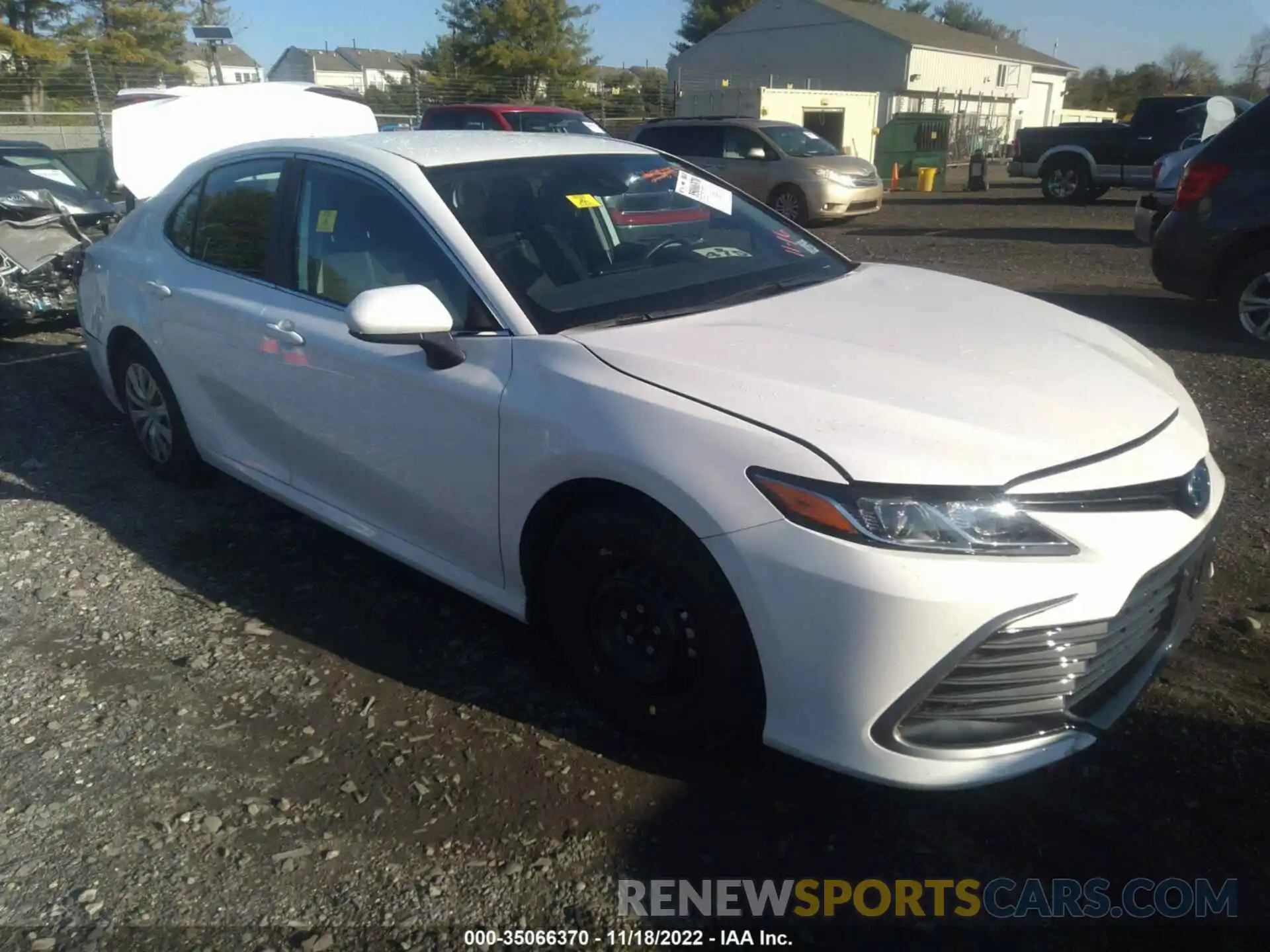 1 Photograph of a damaged car 4T1C31AK0NU039869 TOYOTA CAMRY 2022