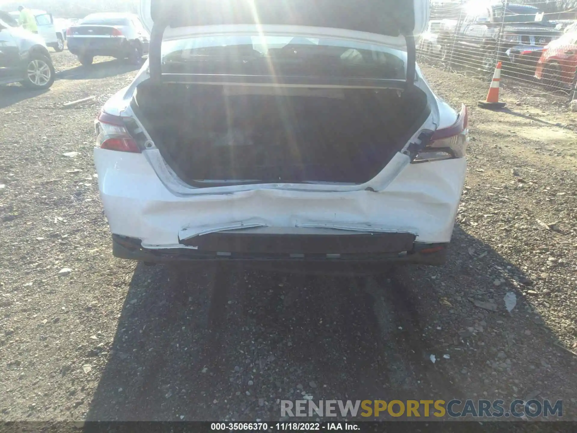 6 Photograph of a damaged car 4T1C31AK0NU039869 TOYOTA CAMRY 2022