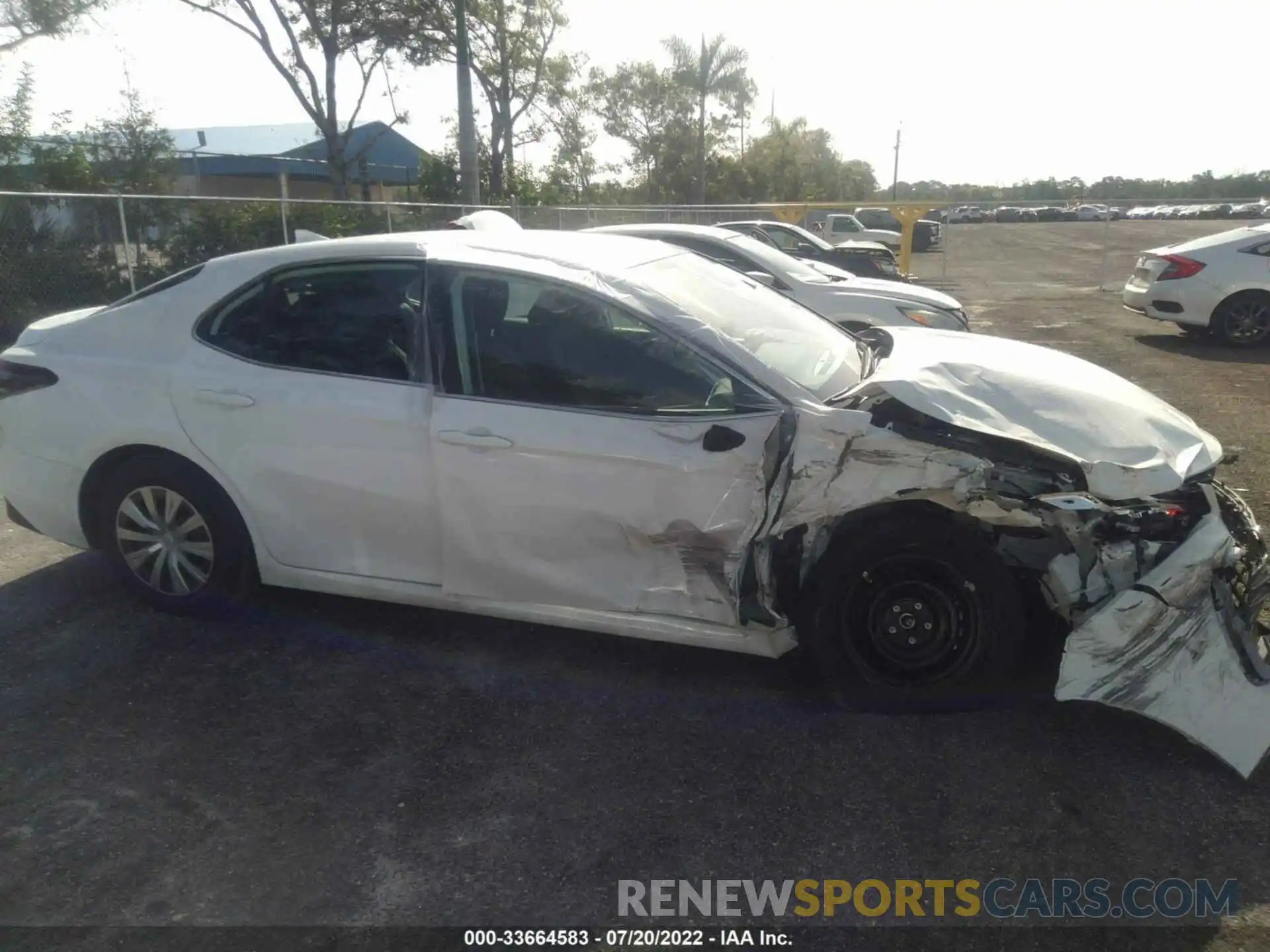 6 Photograph of a damaged car 4T1C31AK1NU038391 TOYOTA CAMRY 2022