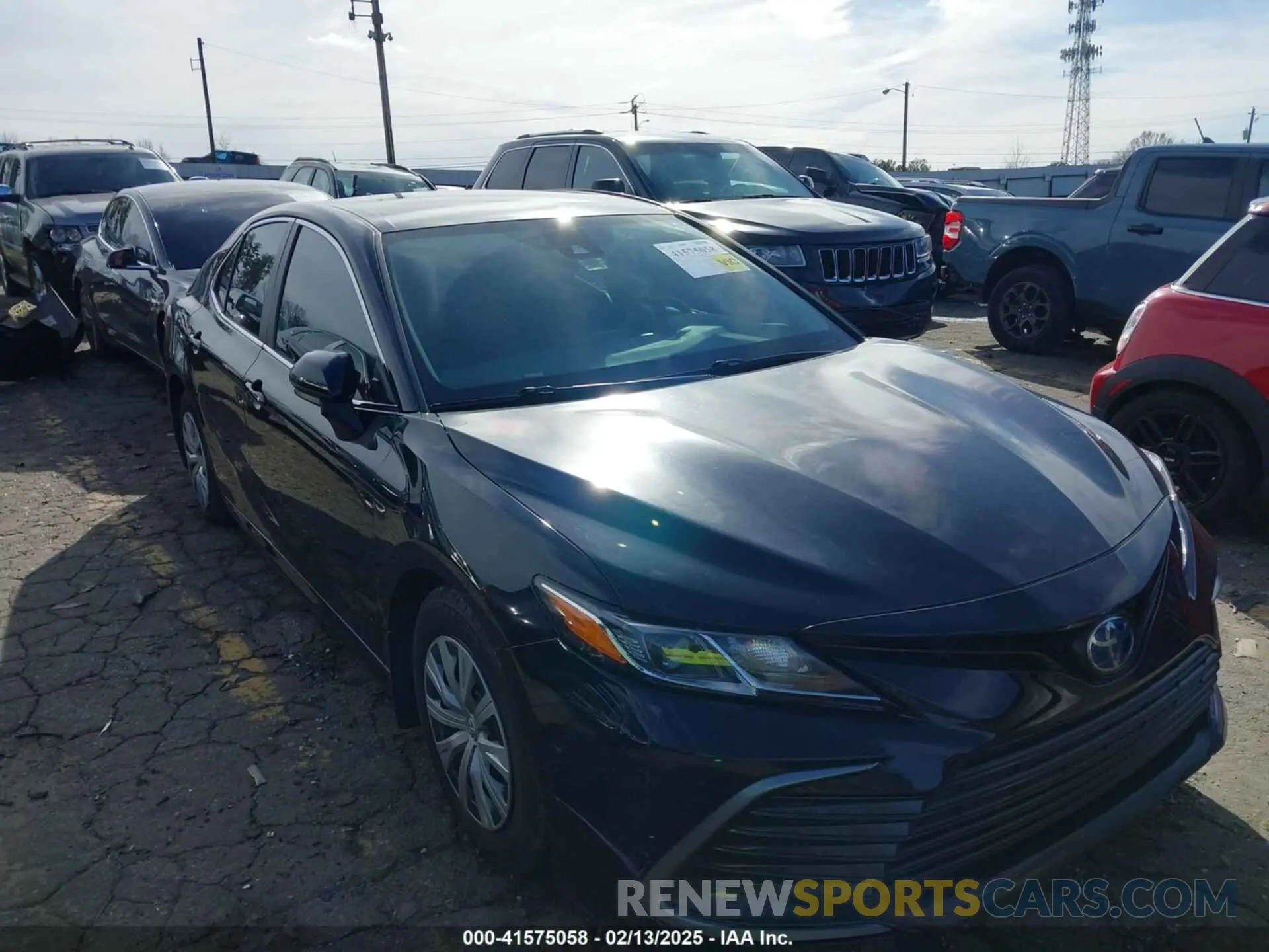 1 Photograph of a damaged car 4T1C31AK1NU579117 TOYOTA CAMRY 2022