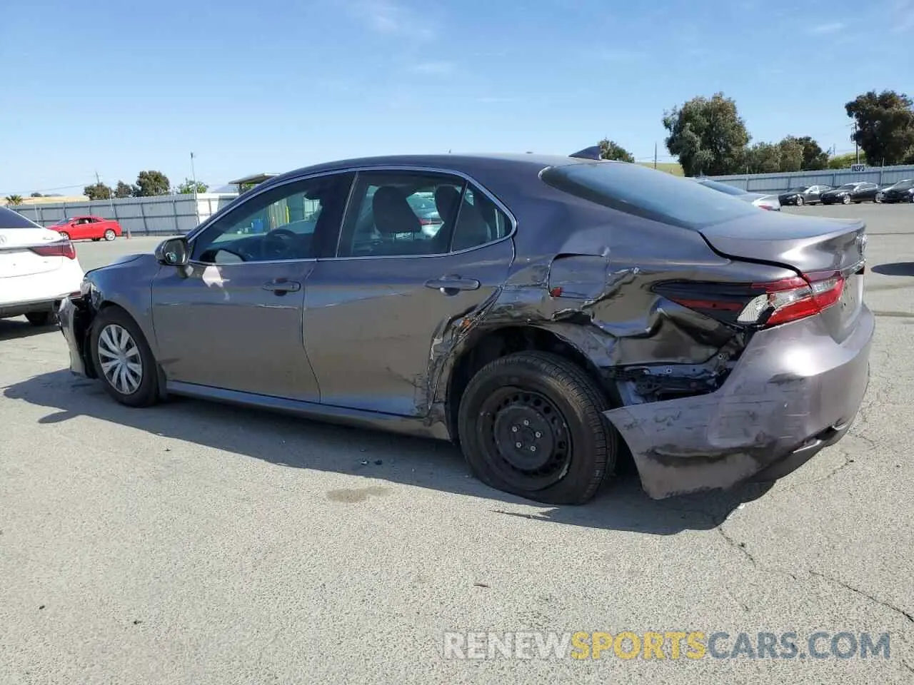 2 Photograph of a damaged car 4T1C31AK2NU042112 TOYOTA CAMRY 2022