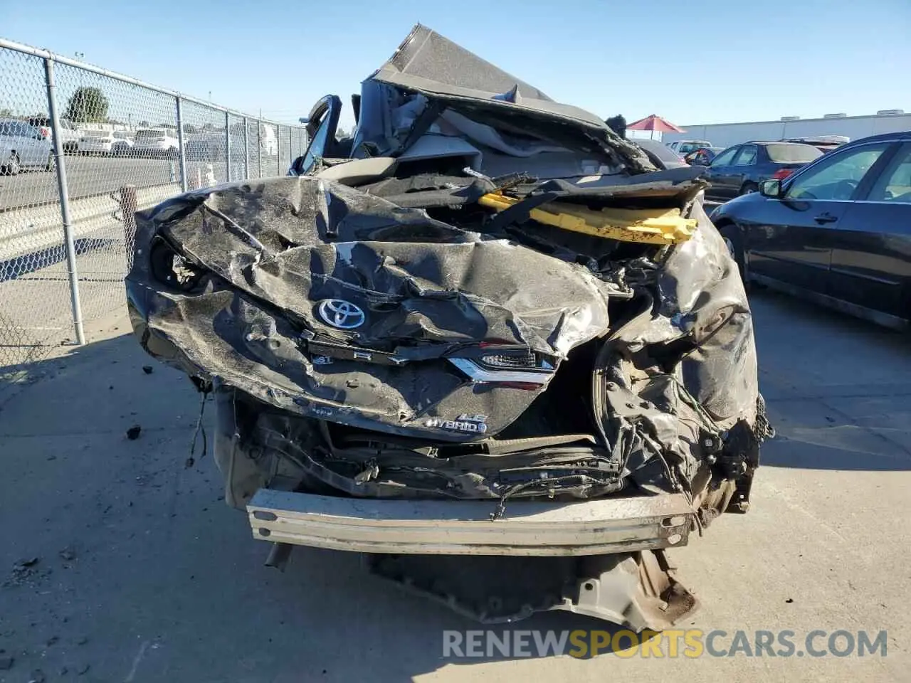 6 Photograph of a damaged car 4T1C31AK2NU573049 TOYOTA CAMRY 2022