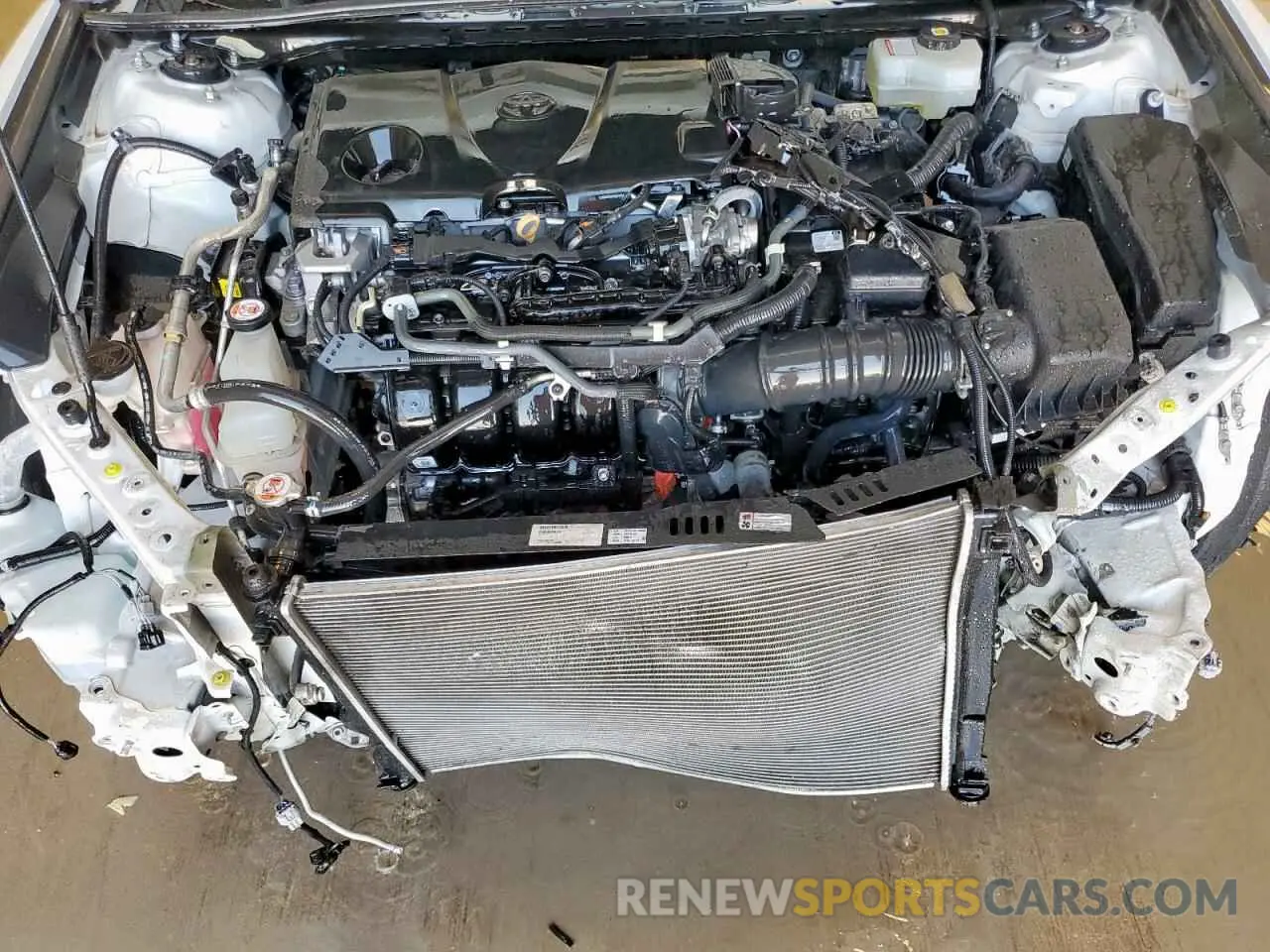 11 Photograph of a damaged car 4T1C31AK2NU585783 TOYOTA CAMRY 2022