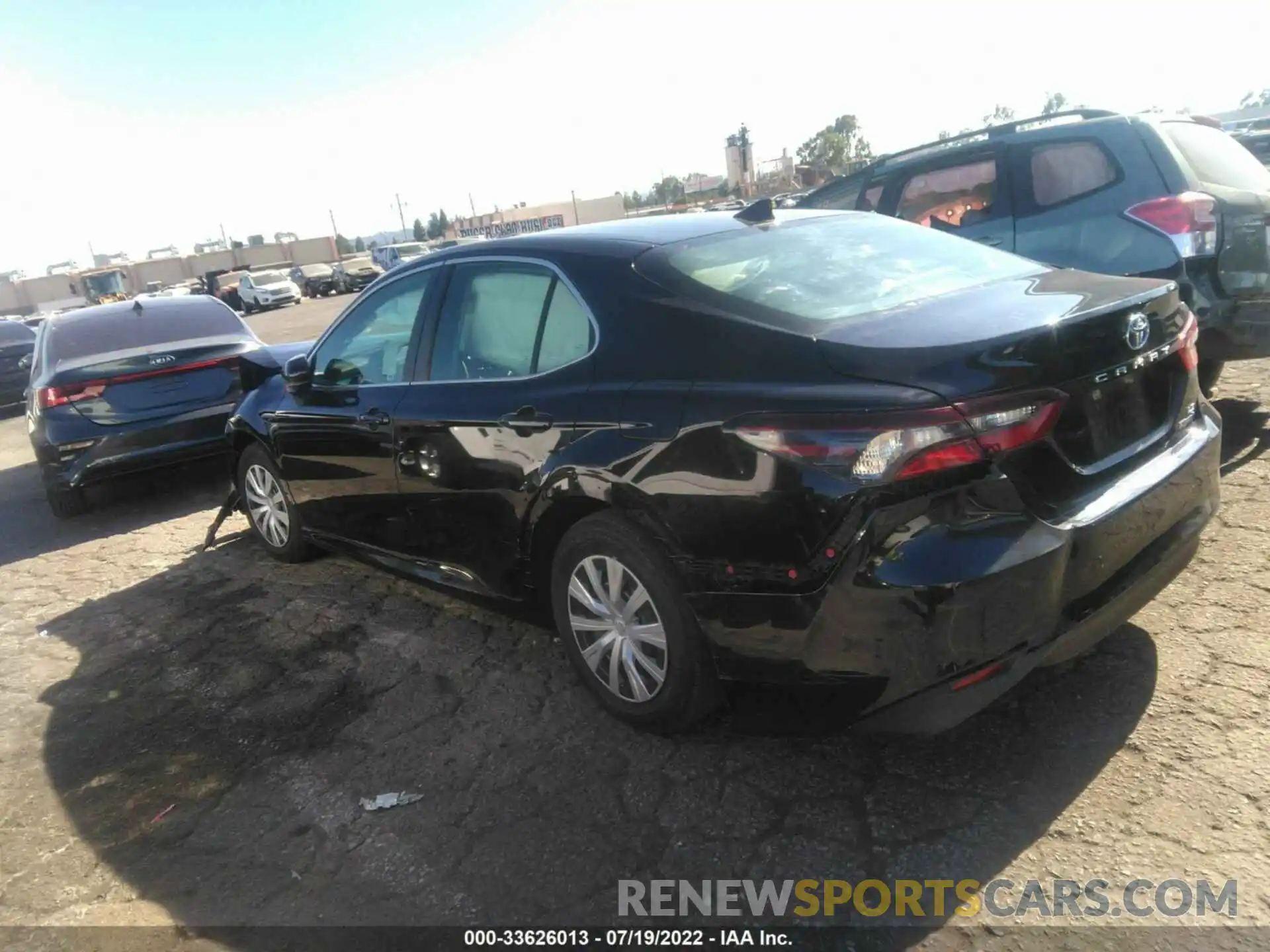 3 Photograph of a damaged car 4T1C31AK3NU574047 TOYOTA CAMRY 2022