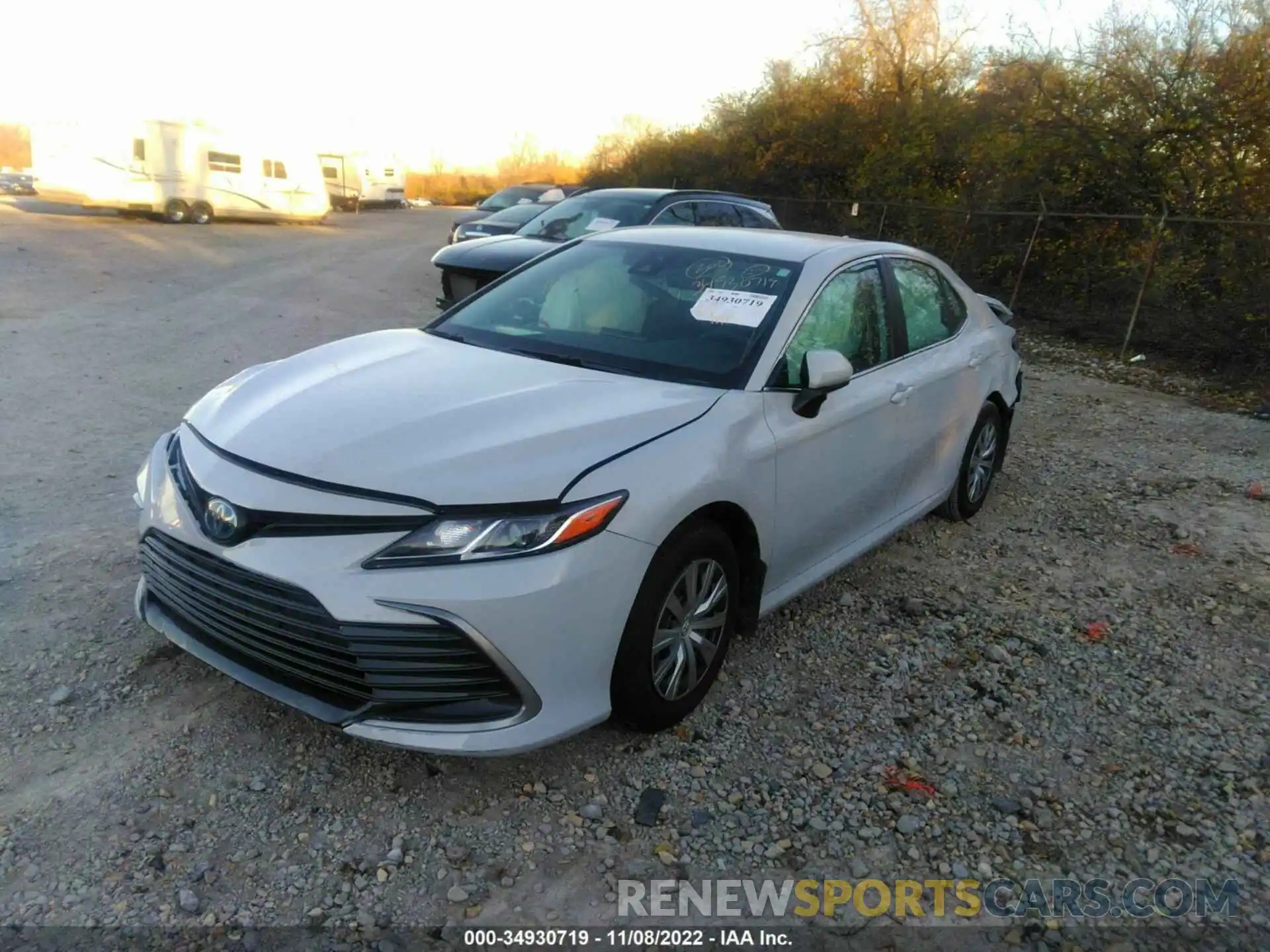 2 Photograph of a damaged car 4T1C31AK4NU037901 TOYOTA CAMRY 2022