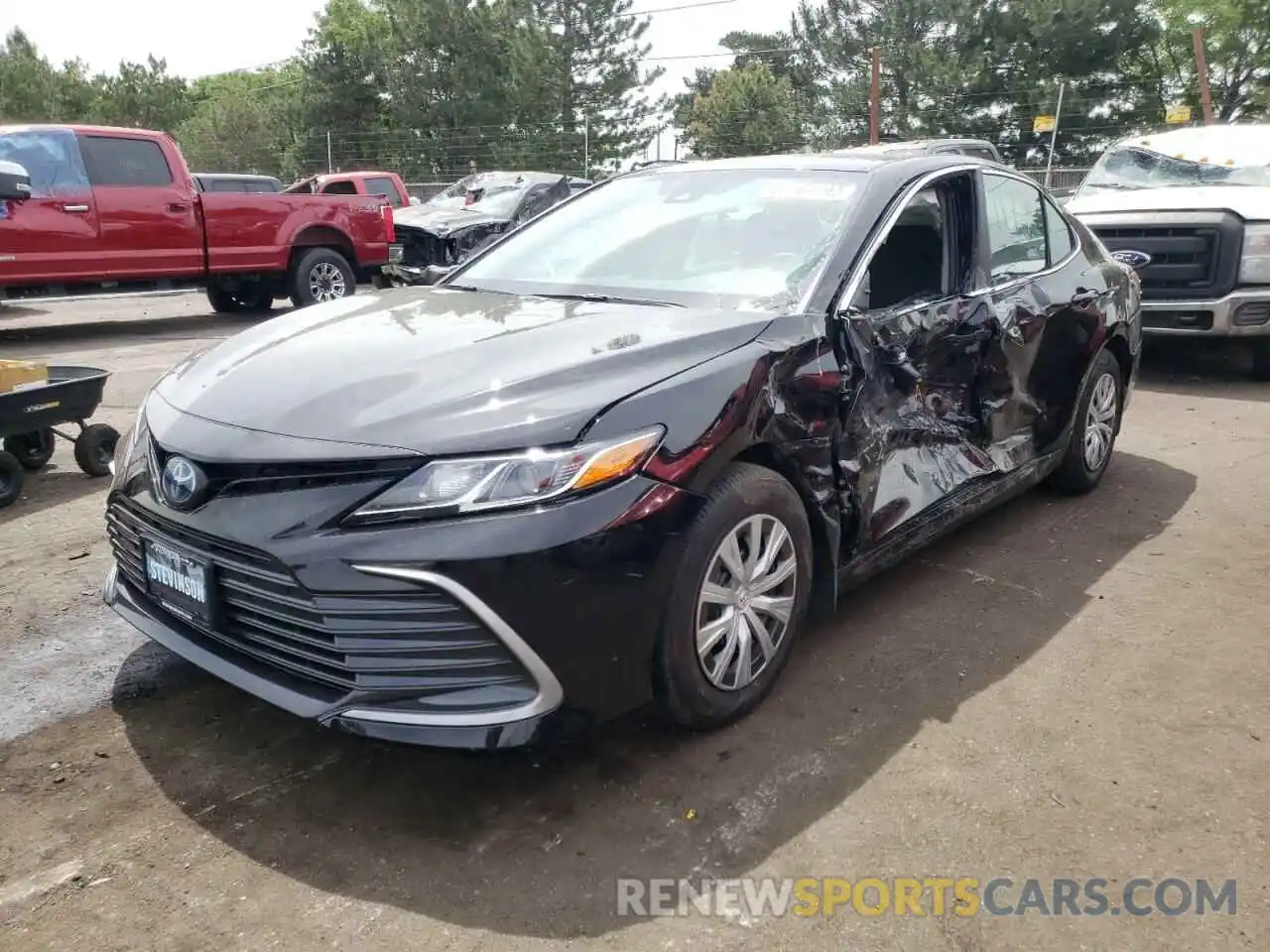 2 Photograph of a damaged car 4T1C31AK4NU042015 TOYOTA CAMRY 2022