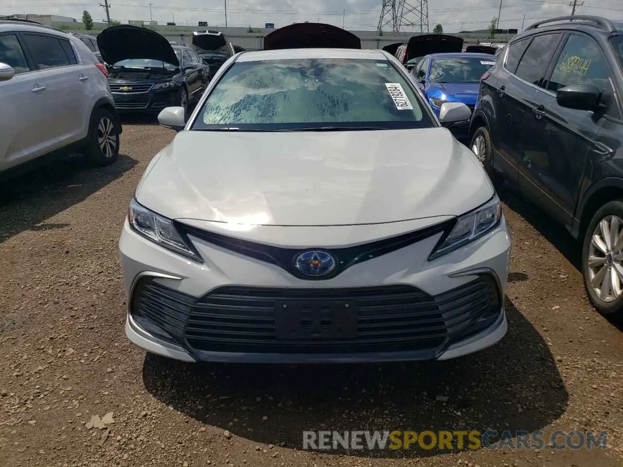 5 Photograph of a damaged car 4T1C31AK4NU043035 TOYOTA CAMRY 2022