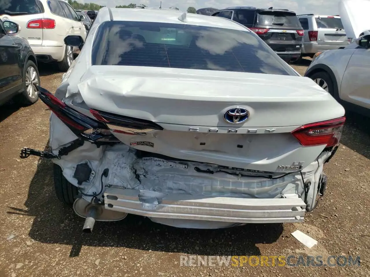 6 Photograph of a damaged car 4T1C31AK4NU043035 TOYOTA CAMRY 2022