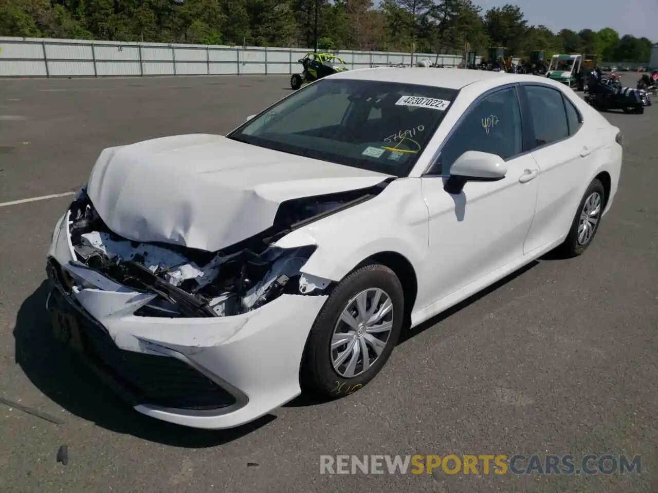 2 Photograph of a damaged car 4T1C31AK4NU576910 TOYOTA CAMRY 2022