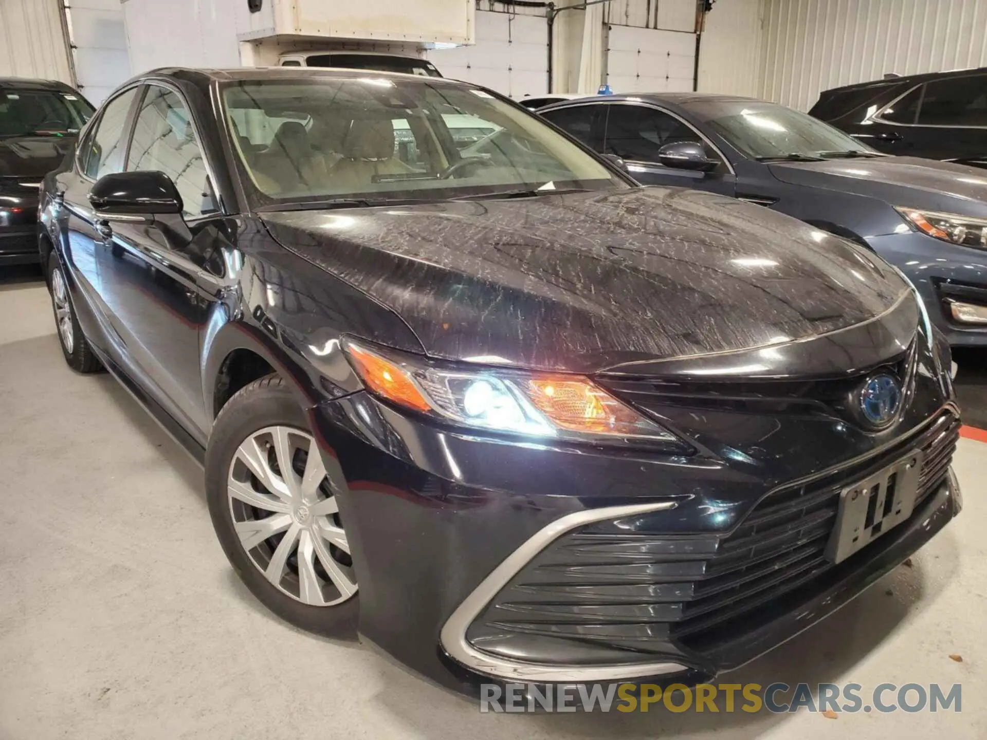 11 Photograph of a damaged car 4T1C31AK4NU580374 TOYOTA CAMRY 2022
