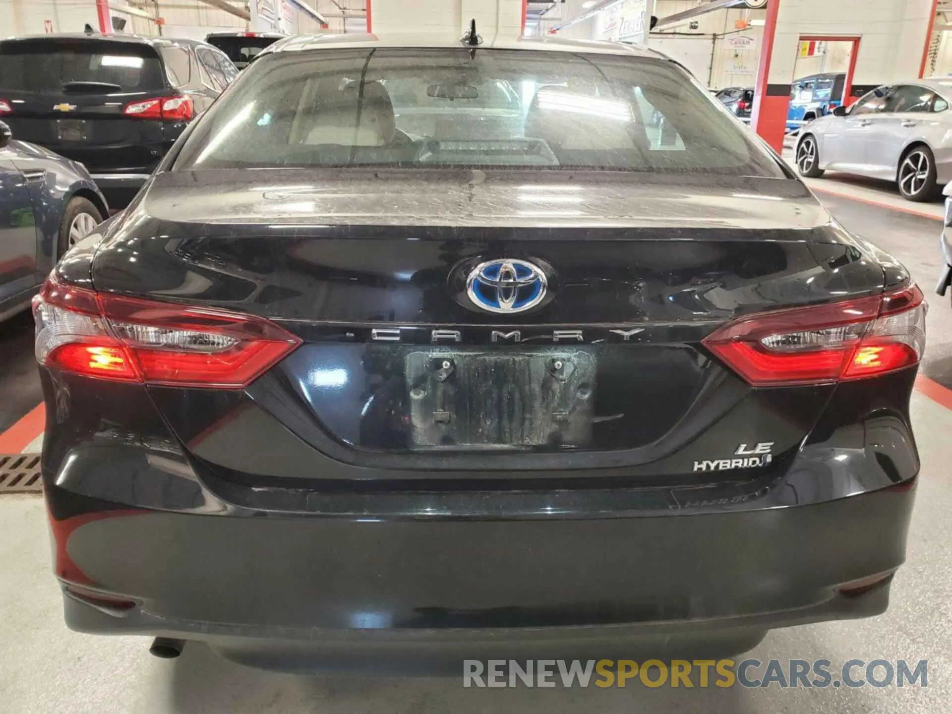 7 Photograph of a damaged car 4T1C31AK4NU580374 TOYOTA CAMRY 2022