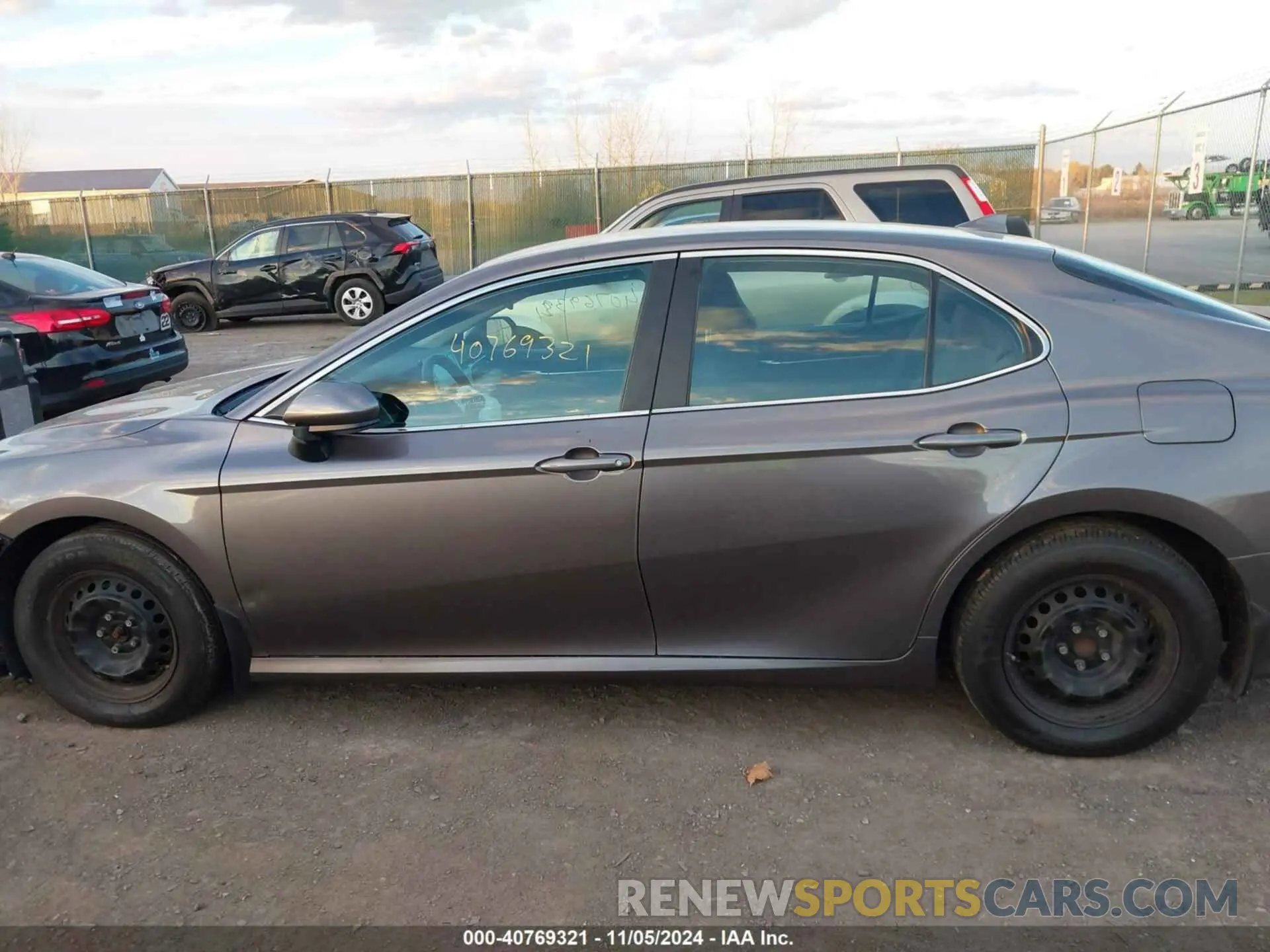 14 Photograph of a damaged car 4T1C31AK4NU594078 TOYOTA CAMRY 2022