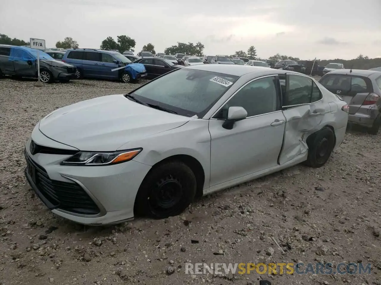 1 Photograph of a damaged car 4T1C31AK5NU035980 TOYOTA CAMRY 2022