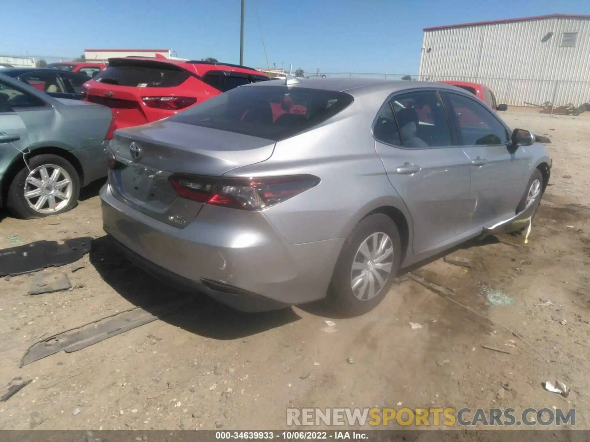 4 Photograph of a damaged car 4T1C31AK5NU572803 TOYOTA CAMRY 2022