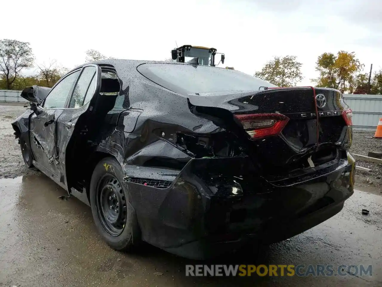 3 Photograph of a damaged car 4T1C31AK5NU599001 TOYOTA CAMRY 2022