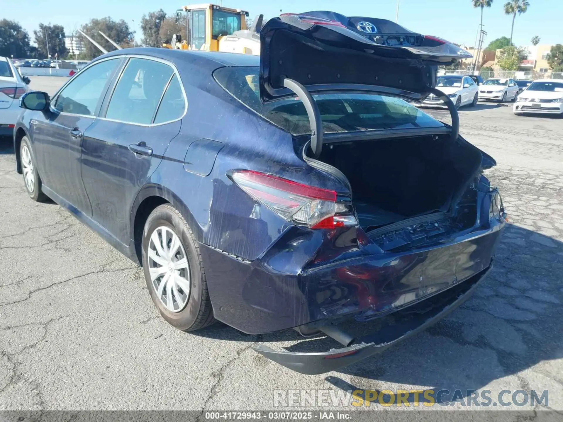 3 Photograph of a damaged car 4T1C31AK7NU042879 TOYOTA CAMRY 2022
