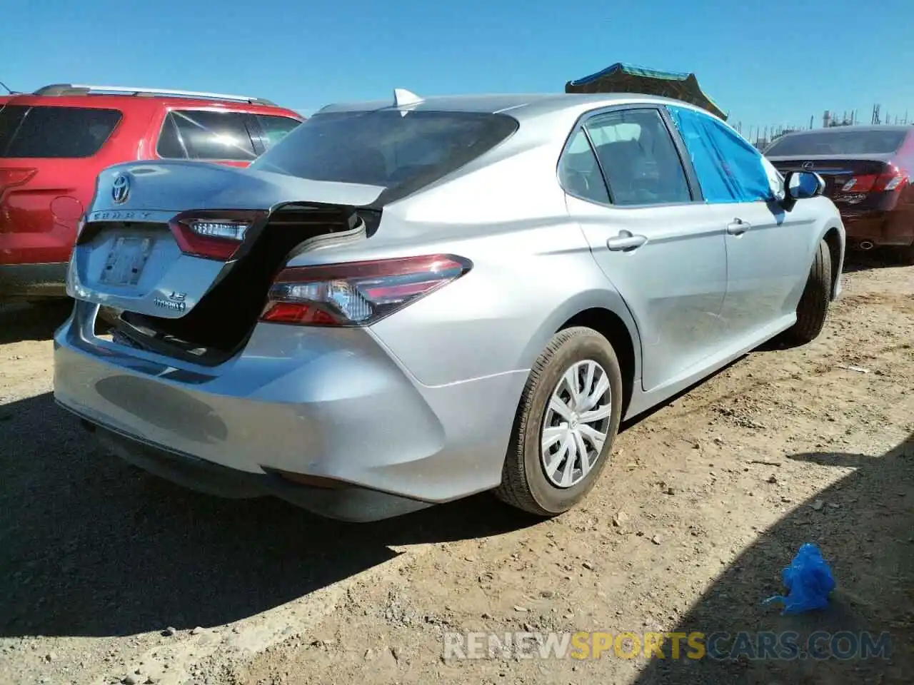 4 Photograph of a damaged car 4T1C31AK7NU571801 TOYOTA CAMRY 2022