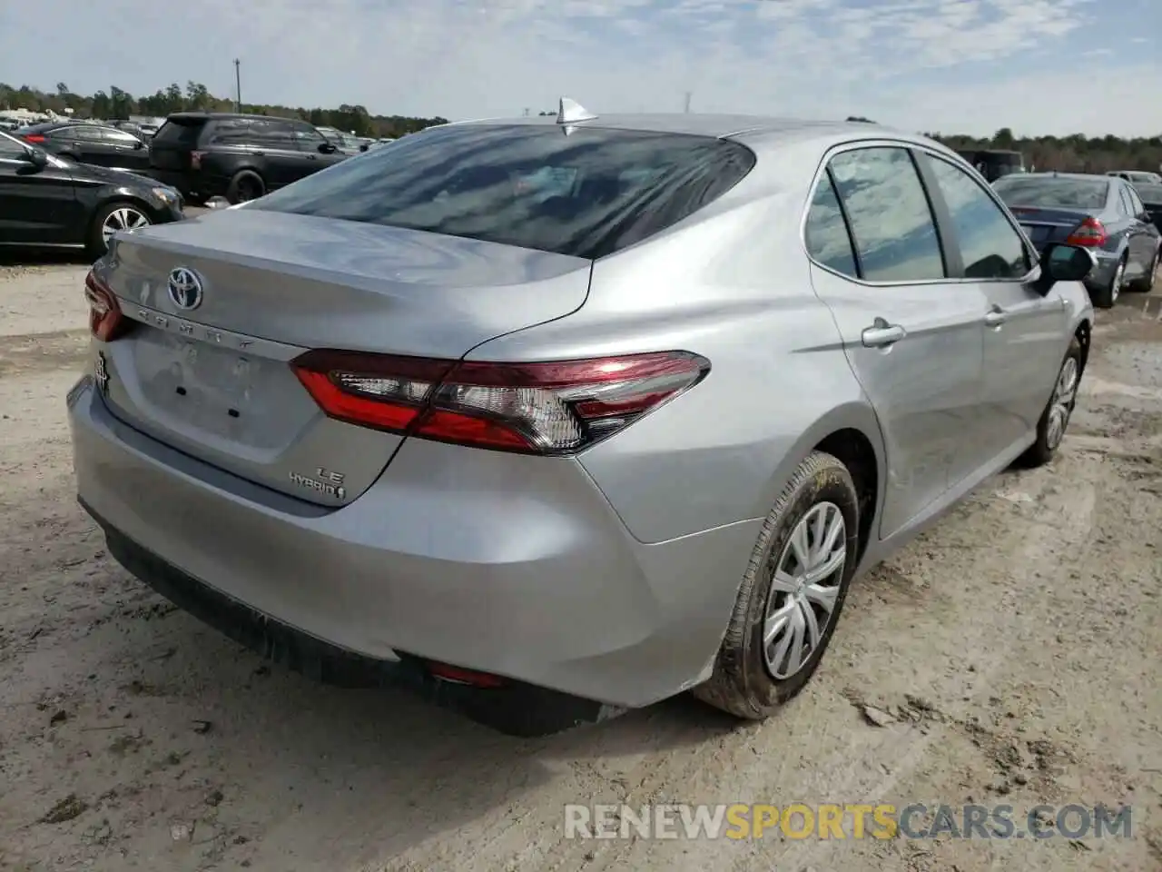 4 Photograph of a damaged car 4T1C31AK7NU574777 TOYOTA CAMRY 2022