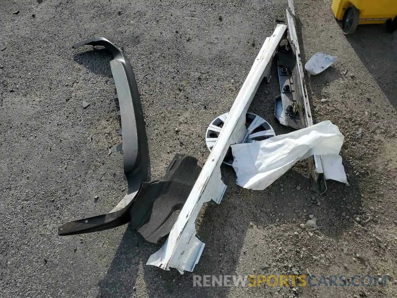 12 Photograph of a damaged car 4T1C31AK7NU577307 TOYOTA CAMRY 2022