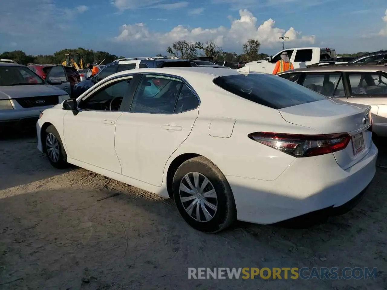 2 Photograph of a damaged car 4T1C31AK7NU584290 TOYOTA CAMRY 2022