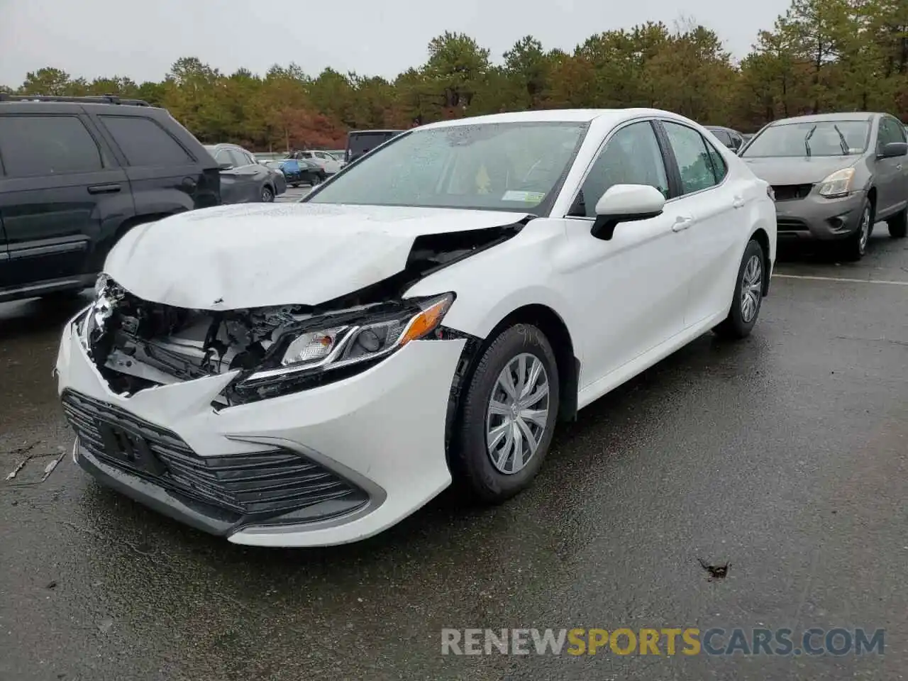 2 Photograph of a damaged car 4T1C31AK7NU598271 TOYOTA CAMRY 2022