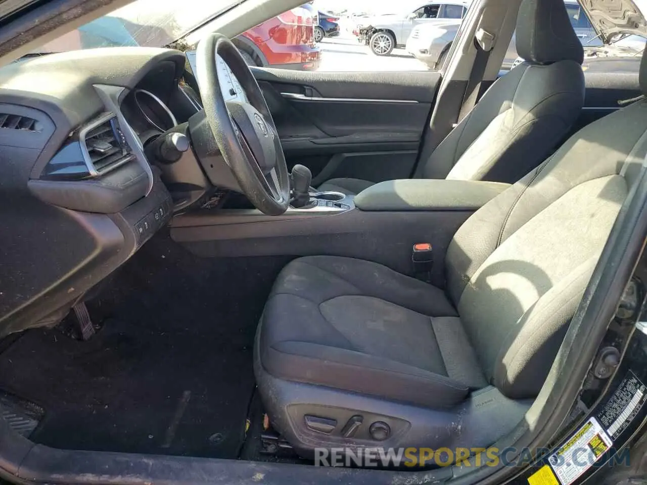 7 Photograph of a damaged car 4T1C31AK8NU570687 TOYOTA CAMRY 2022