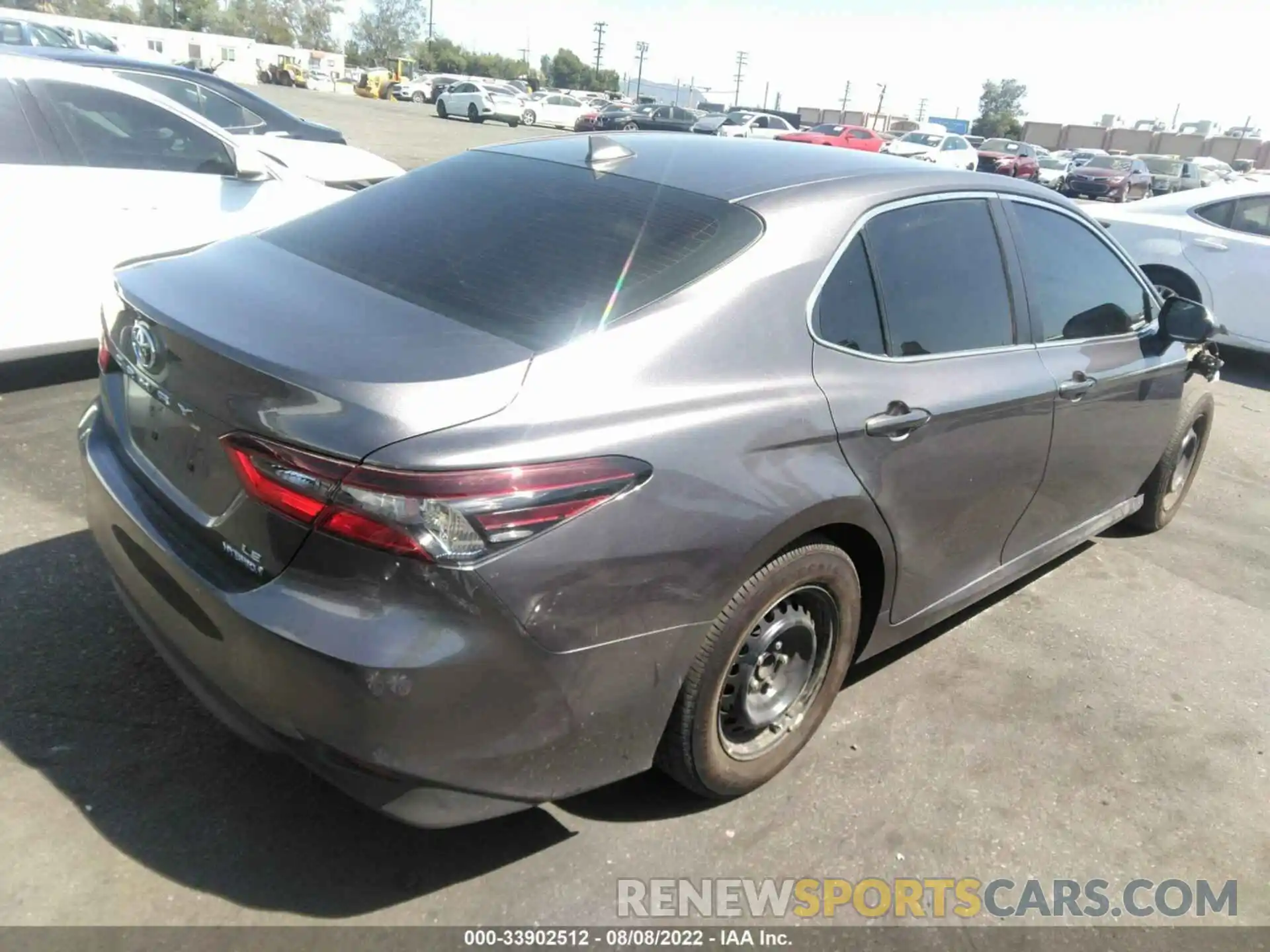 4 Photograph of a damaged car 4T1C31AK8NU578207 TOYOTA CAMRY 2022