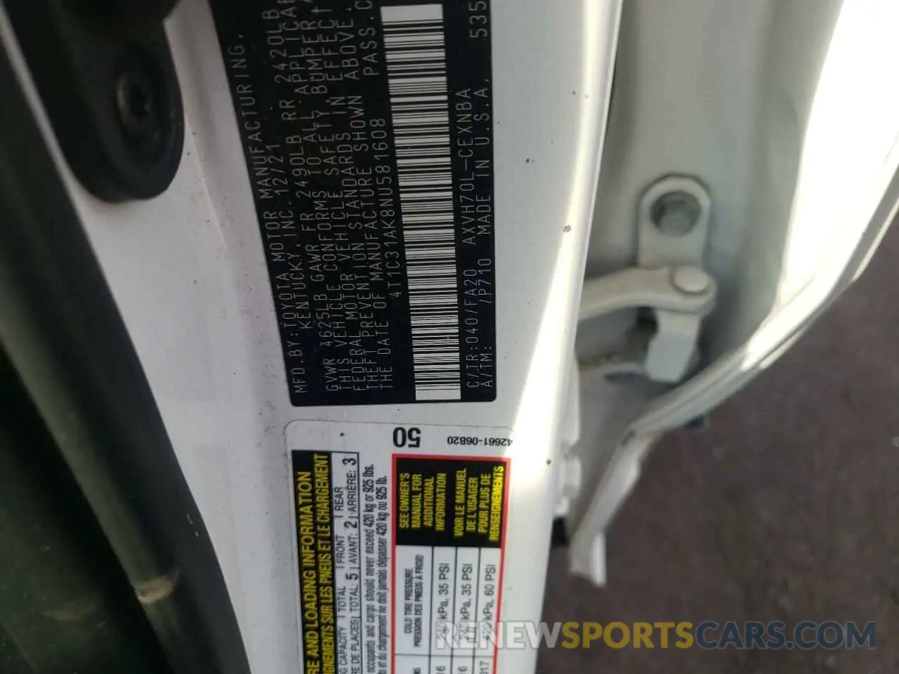 10 Photograph of a damaged car 4T1C31AK8NU581608 TOYOTA CAMRY 2022