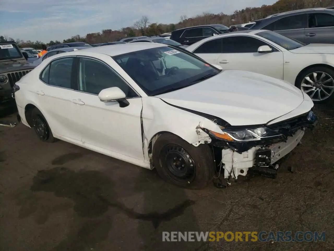 4 Photograph of a damaged car 4T1C31AK8NU581608 TOYOTA CAMRY 2022