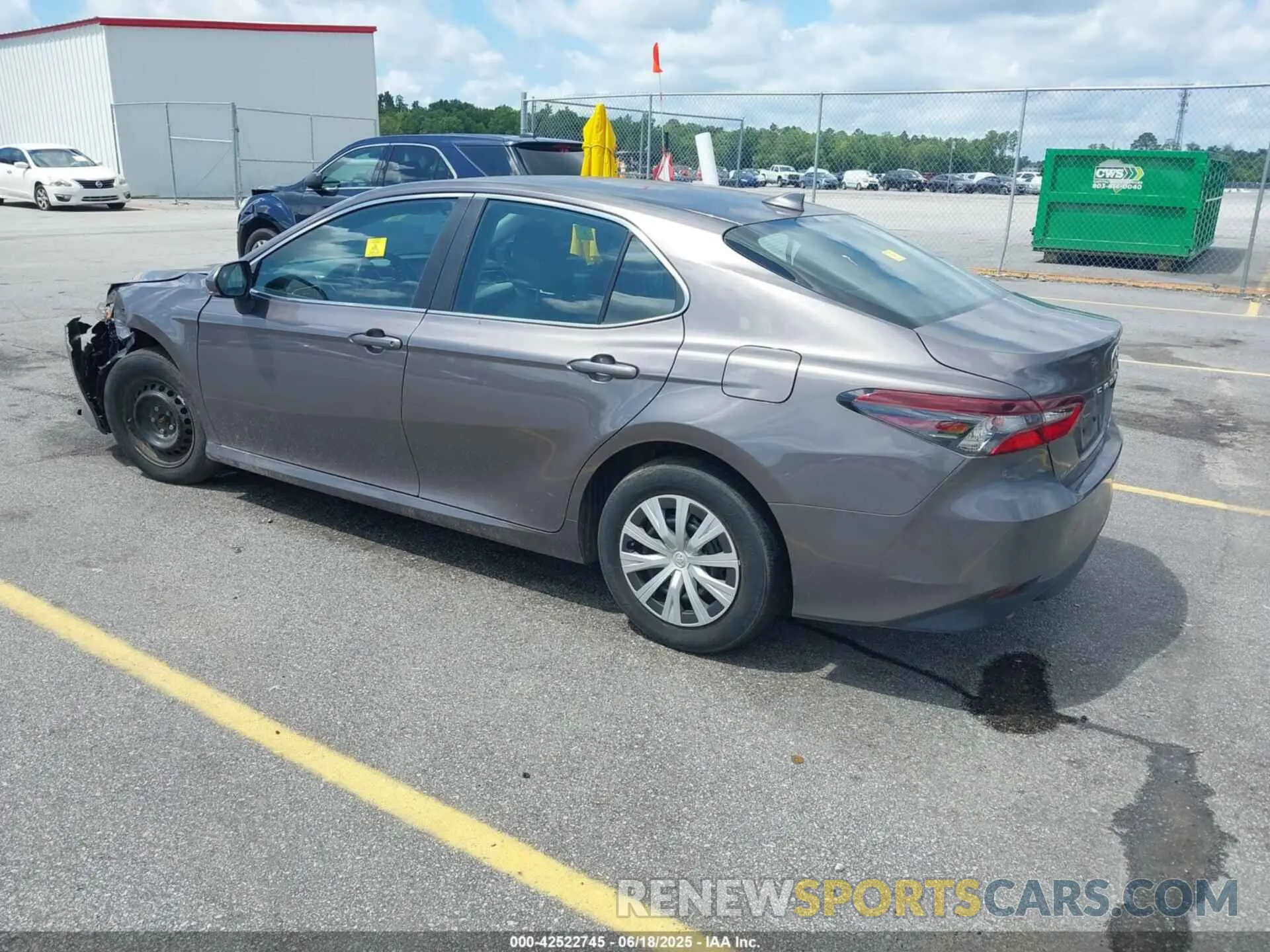 3 Photograph of a damaged car 4T1C31AK8NU581785 TOYOTA CAMRY 2022