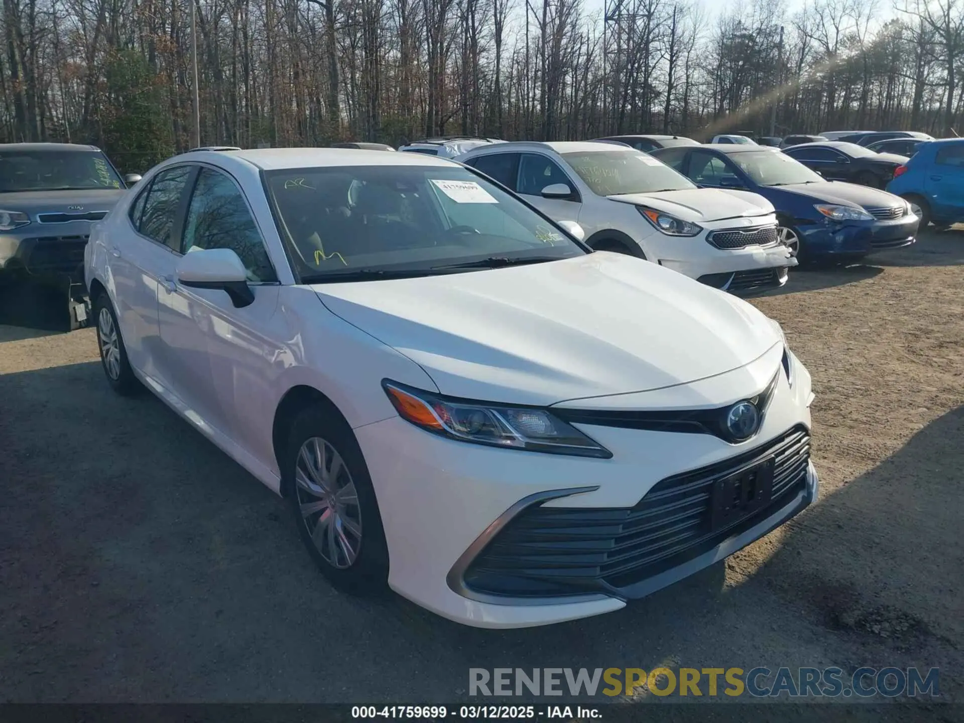 1 Photograph of a damaged car 4T1C31AK8NU589613 TOYOTA CAMRY 2022