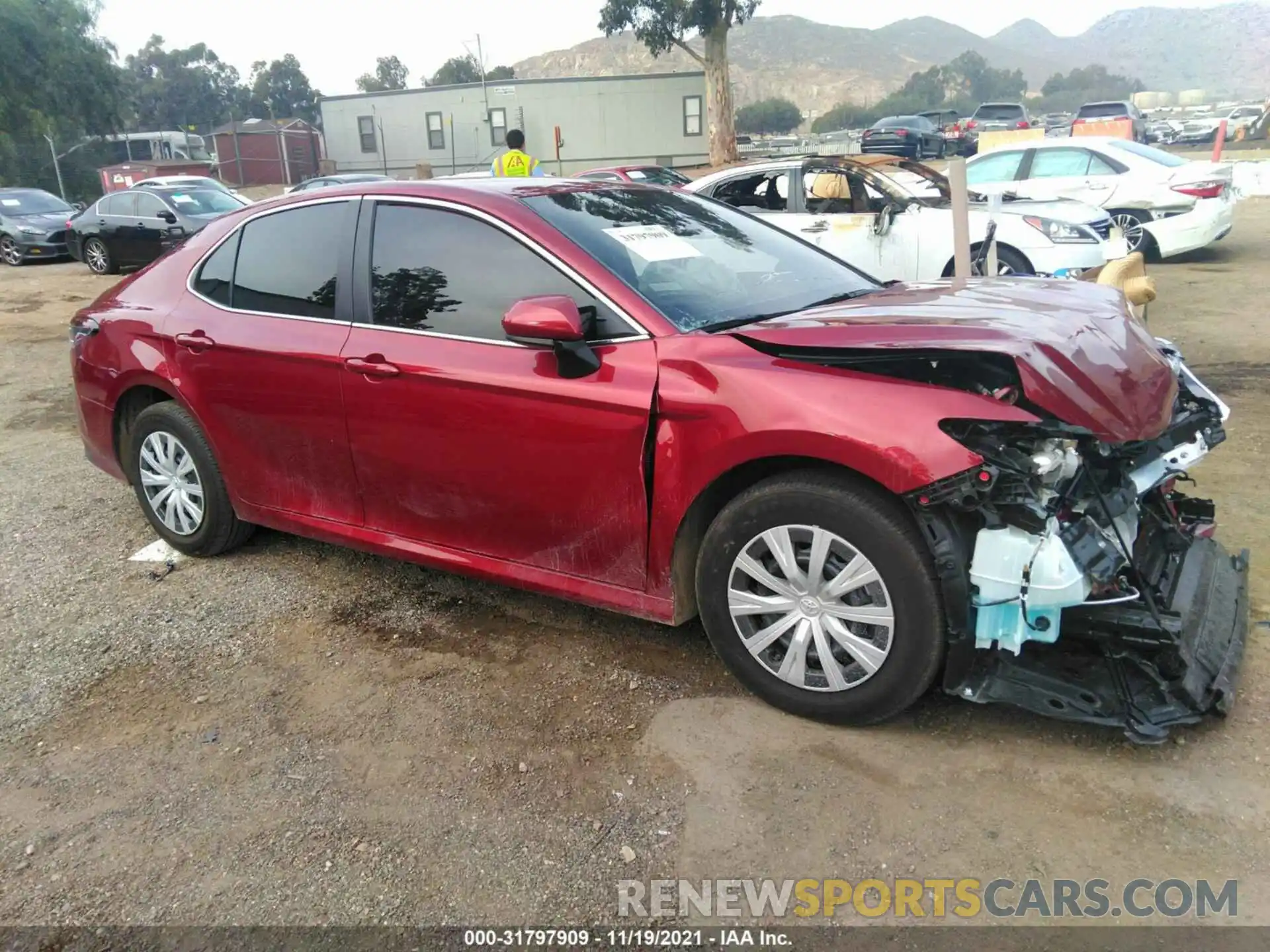 1 Photograph of a damaged car 4T1C31AK9NU572142 TOYOTA CAMRY 2022