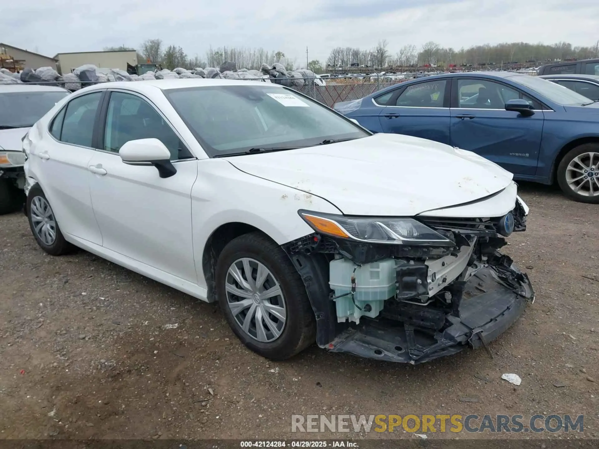 1 Photograph of a damaged car 4T1C31AK9NU572495 TOYOTA CAMRY 2022