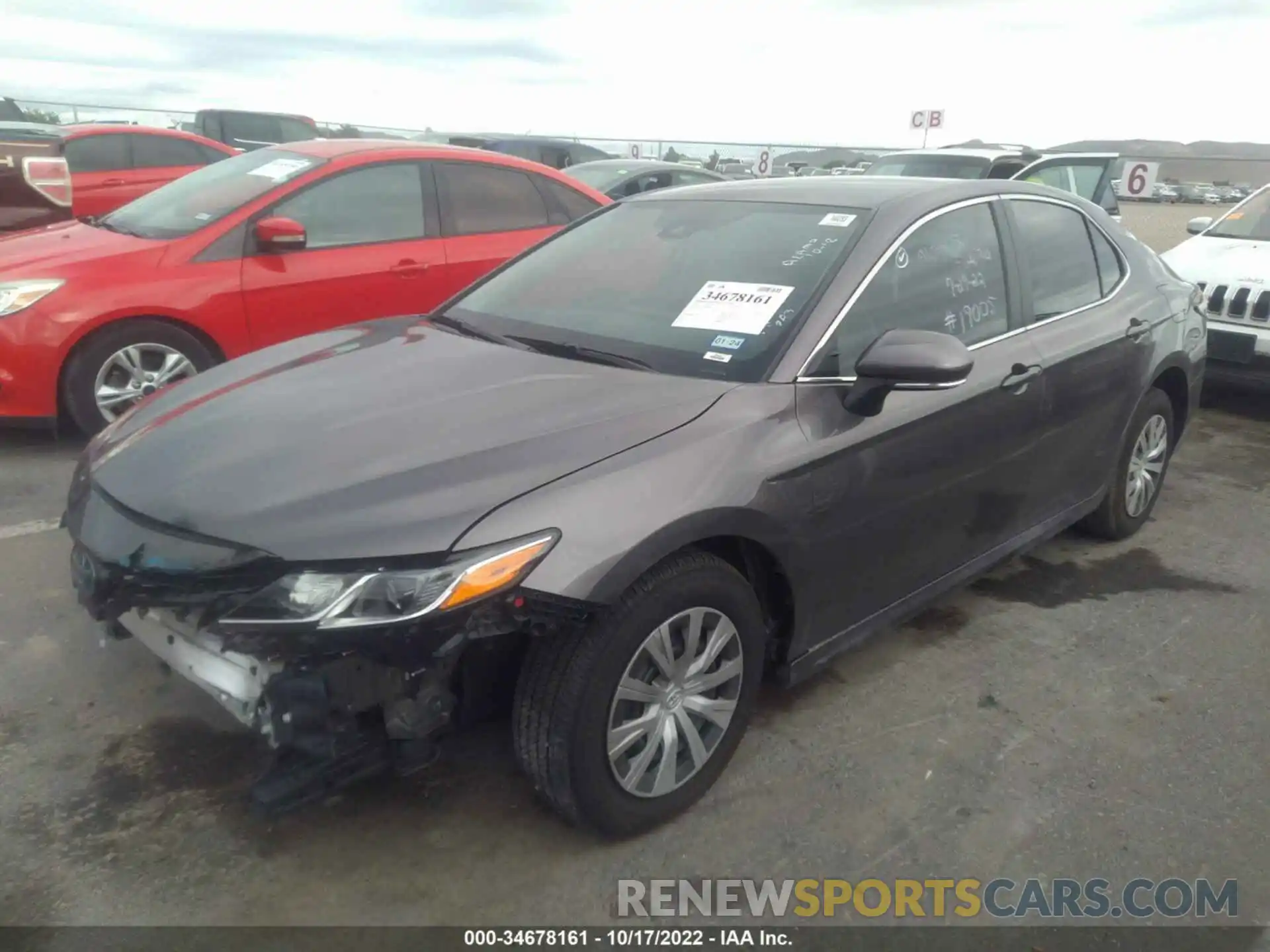 2 Photograph of a damaged car 4T1C31AK9NU581181 TOYOTA CAMRY 2022