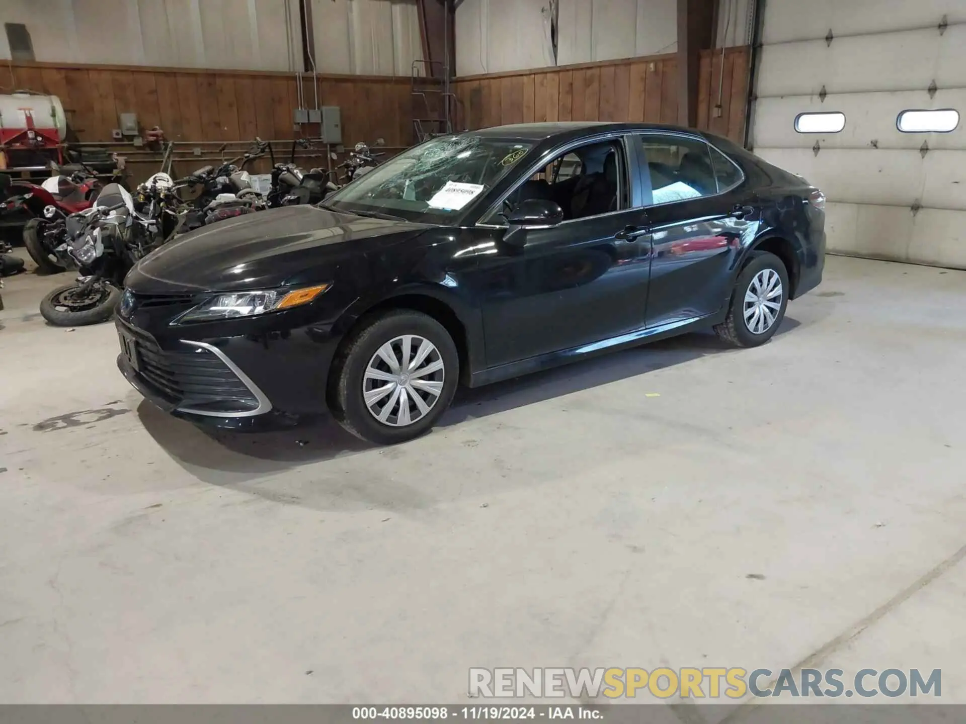2 Photograph of a damaged car 4T1C31AK9NU582279 TOYOTA CAMRY 2022