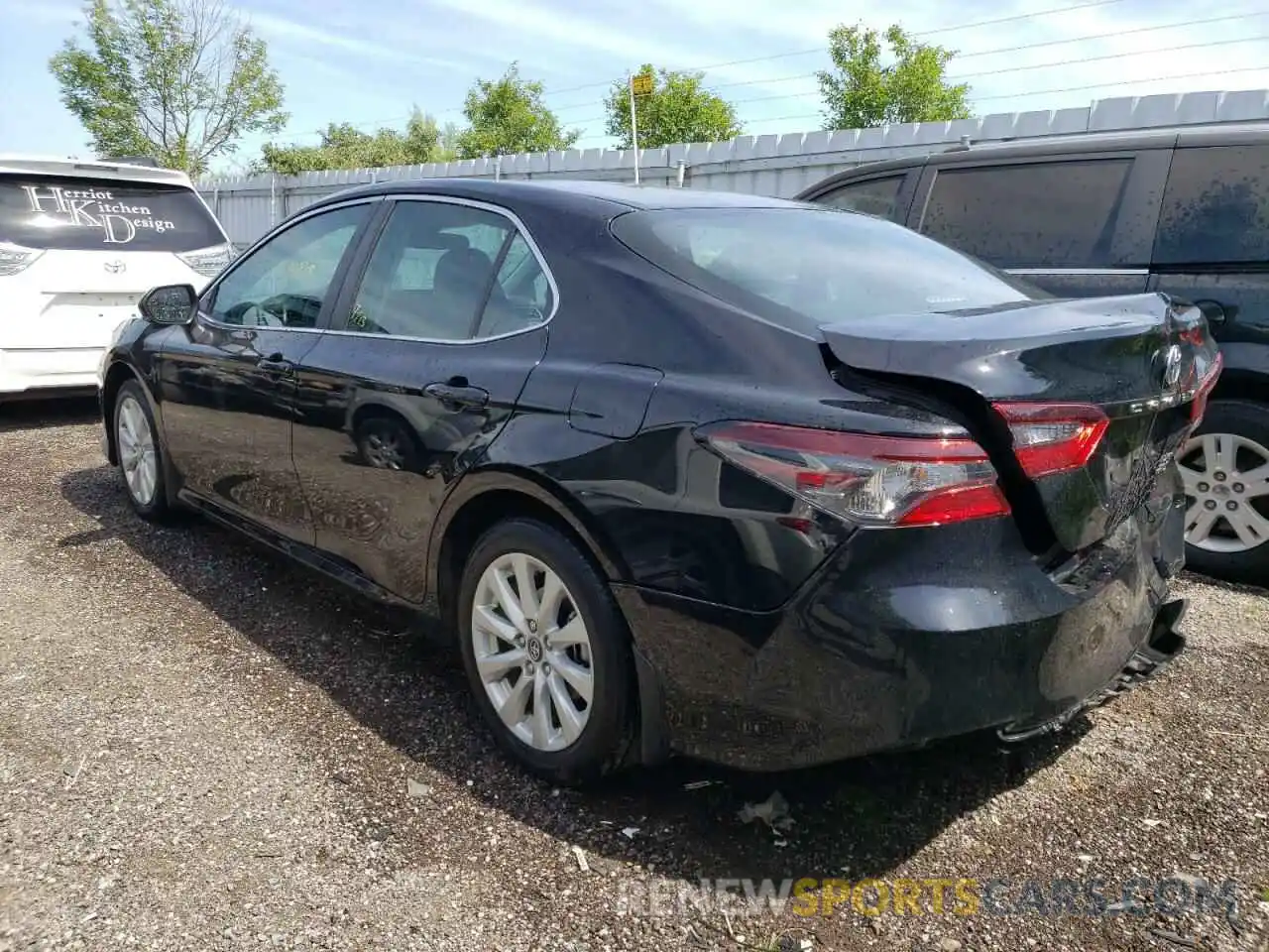 3 Photograph of a damaged car 4T1C31AK9NU588499 TOYOTA CAMRY 2022