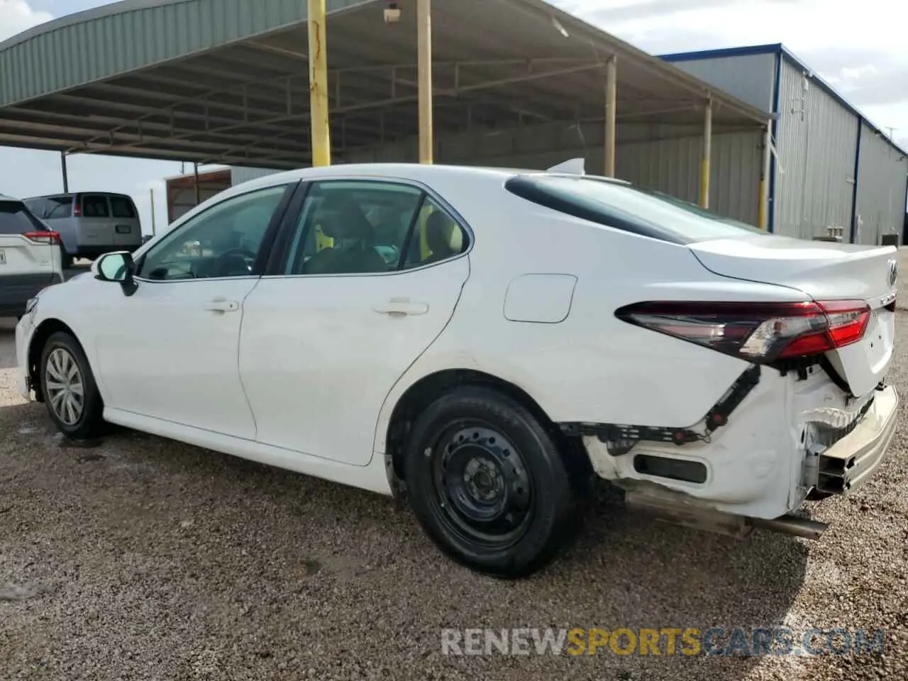 2 Photograph of a damaged car 4T1C31AKXNU578502 TOYOTA CAMRY 2022