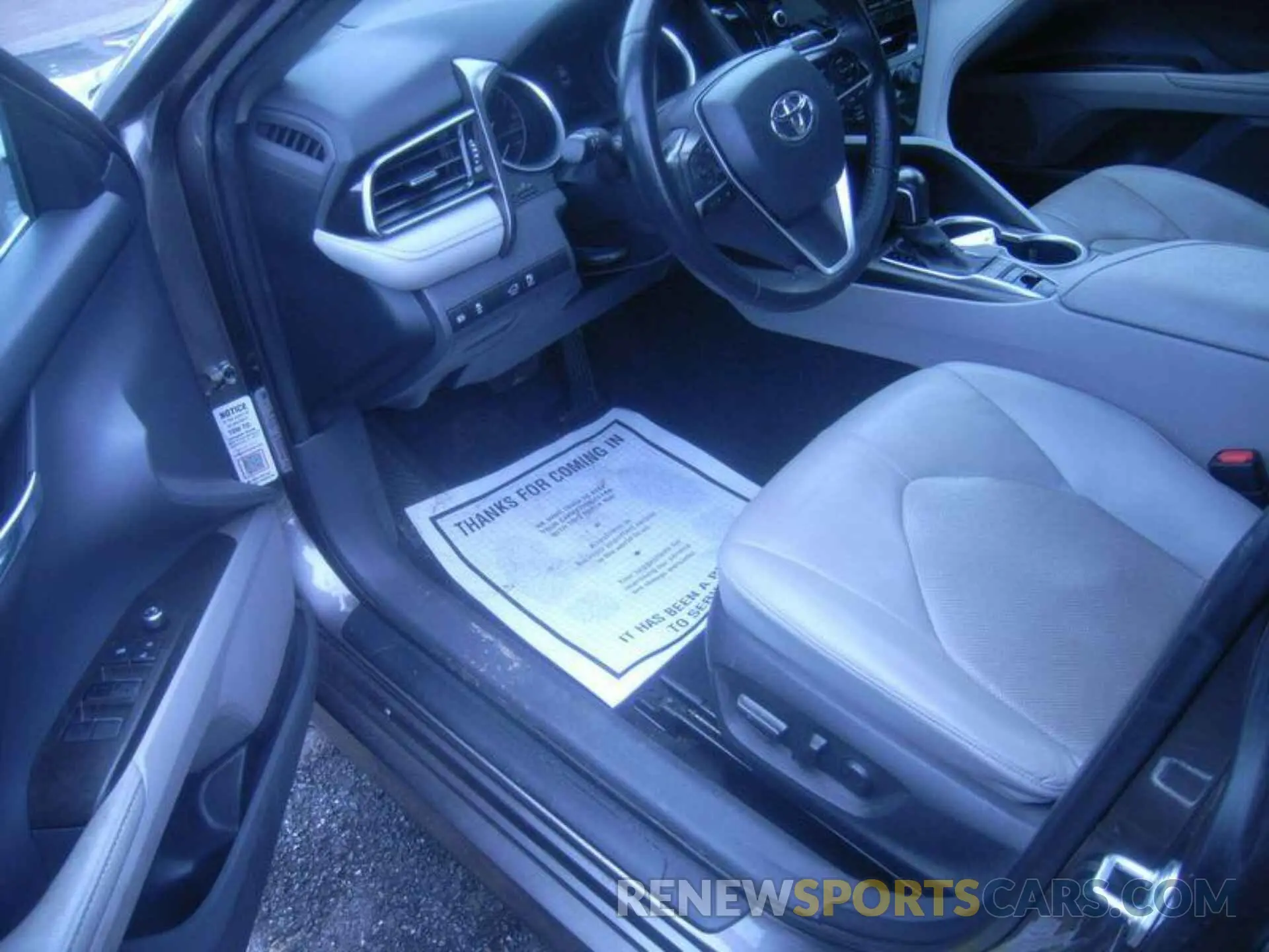 1 Photograph of a damaged car 4T1F11AK0NU020452 TOYOTA CAMRY 2022