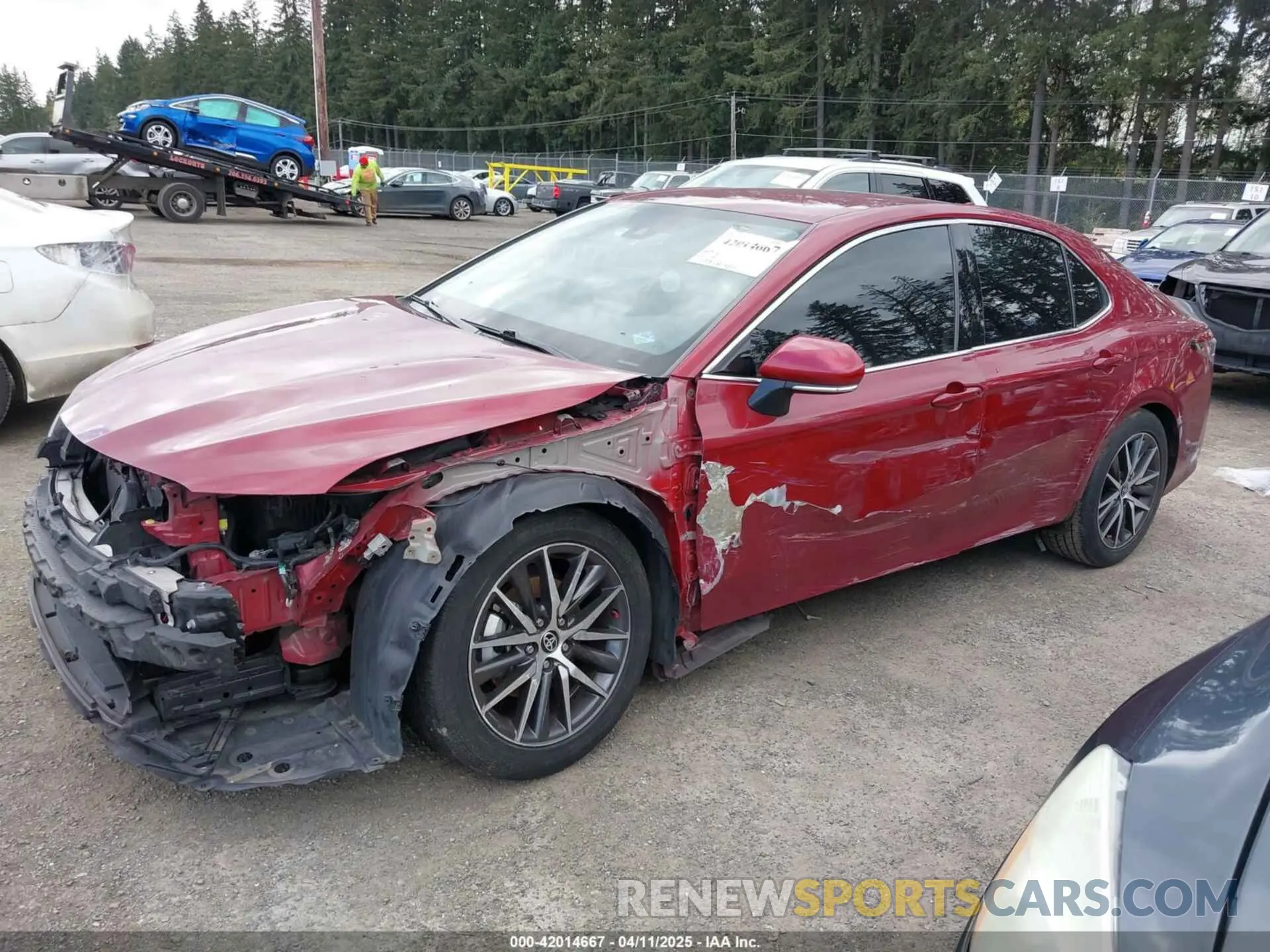 15 Photograph of a damaged car 4T1F11AK1NU030164 TOYOTA CAMRY 2022