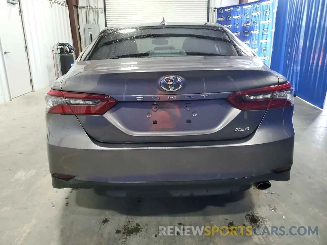 6 Photograph of a damaged car 4T1F11AK1NU713014 TOYOTA CAMRY 2022
