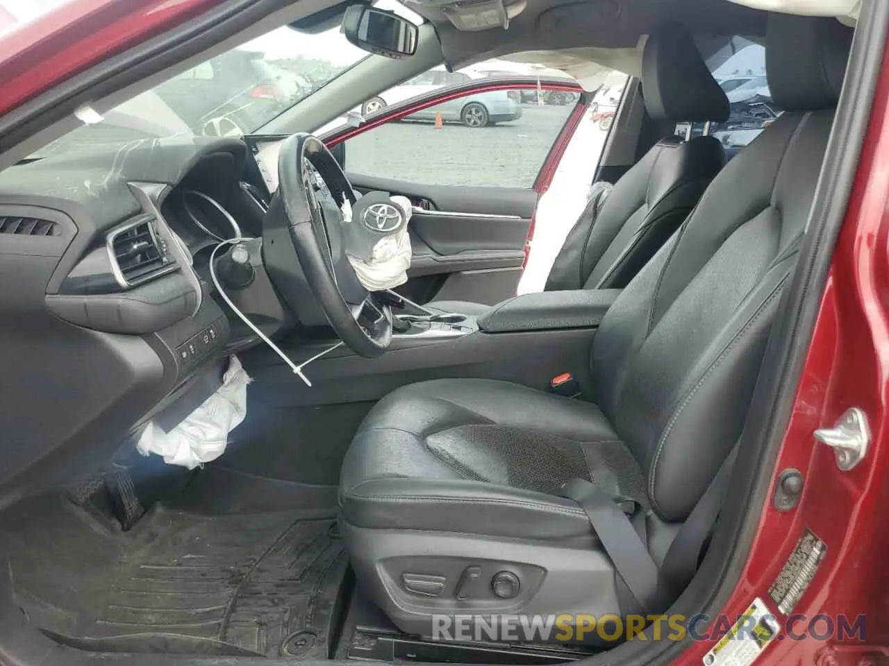 7 Photograph of a damaged car 4T1F11AK2NU025653 TOYOTA CAMRY 2022