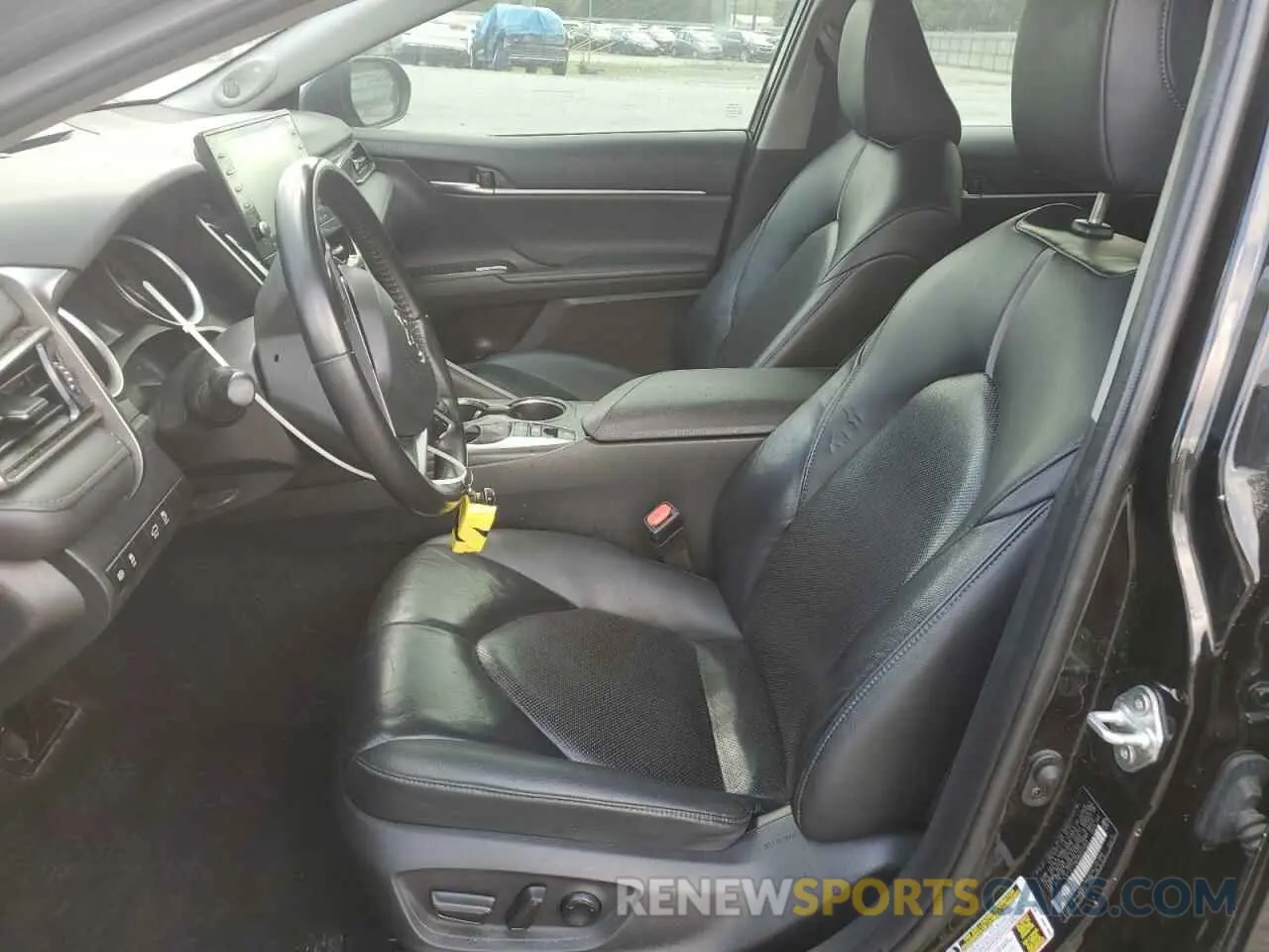7 Photograph of a damaged car 4T1F11AK5NU035805 TOYOTA CAMRY 2022