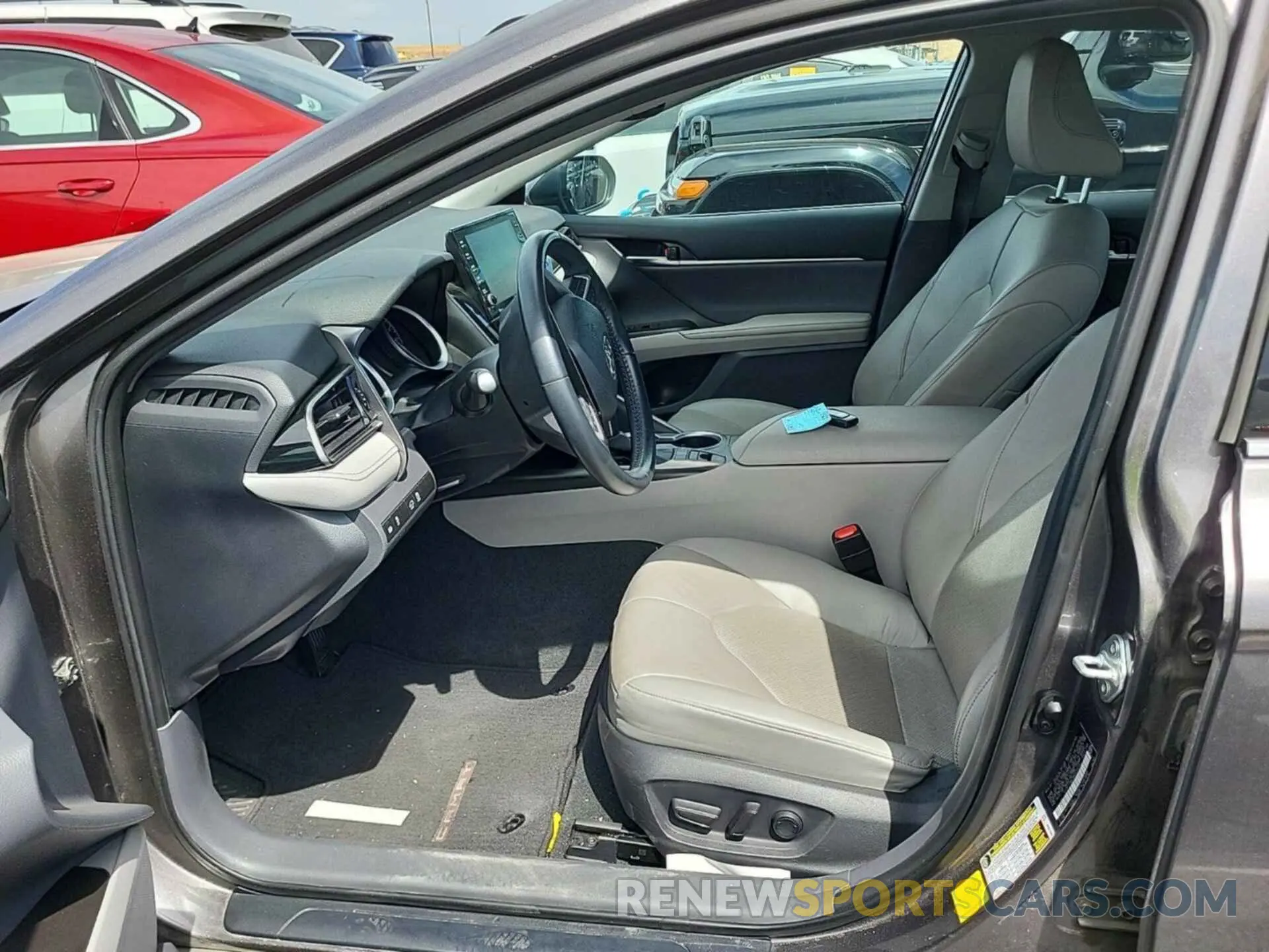 17 Photograph of a damaged car 4T1F11AK7NU021419 TOYOTA CAMRY 2022