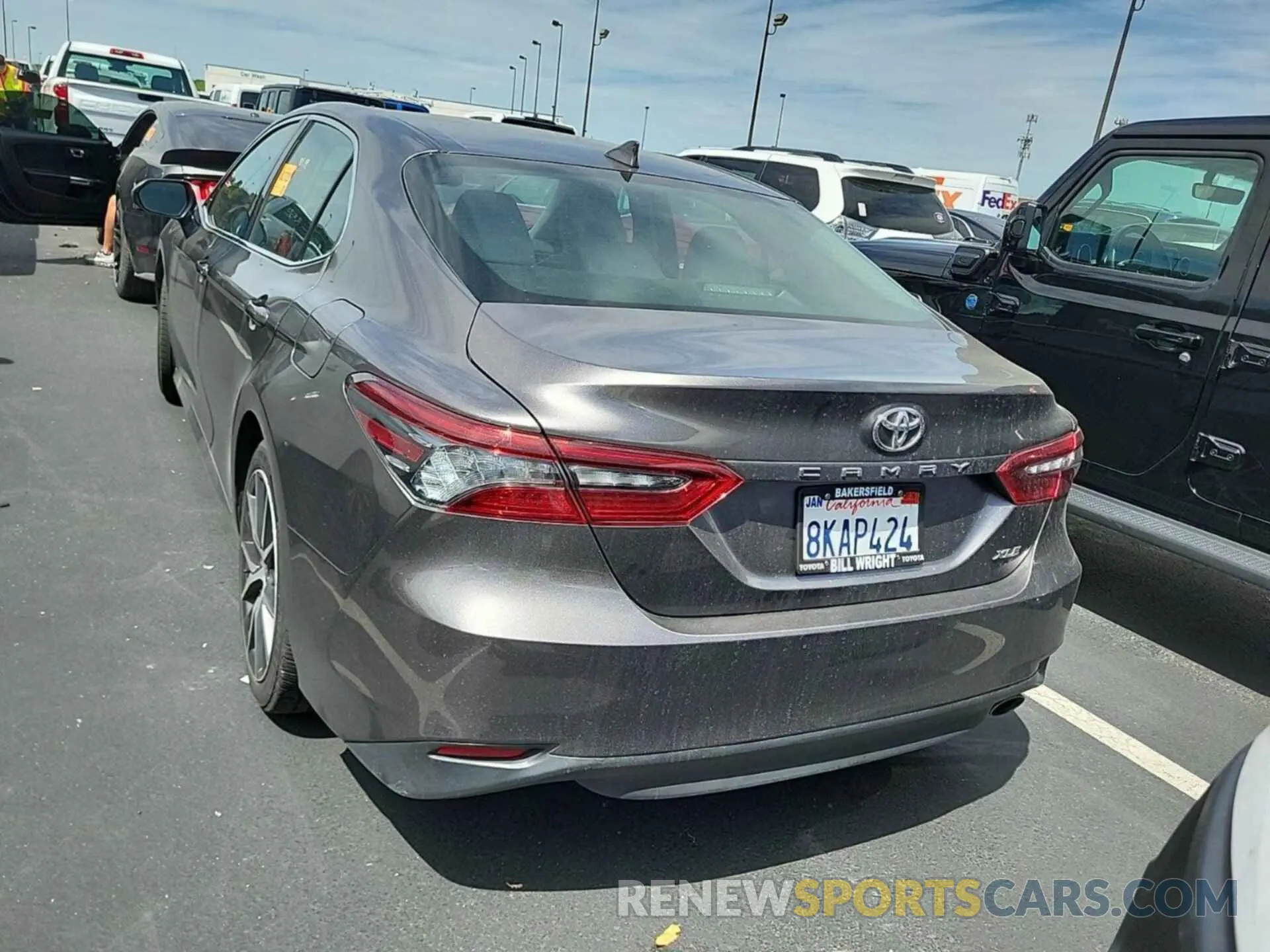 27 Photograph of a damaged car 4T1F11AK7NU021419 TOYOTA CAMRY 2022