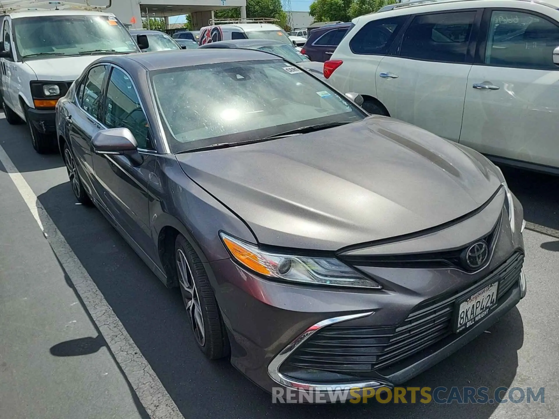 4 Photograph of a damaged car 4T1F11AK7NU021419 TOYOTA CAMRY 2022