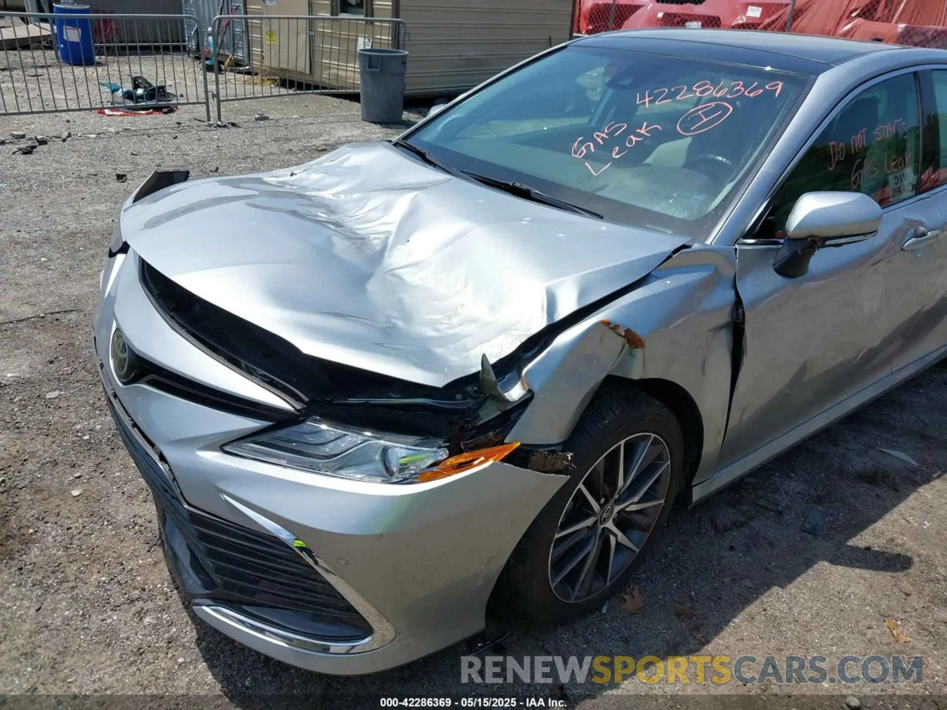 6 Photograph of a damaged car 4T1F11AK7NU712529 TOYOTA CAMRY 2022