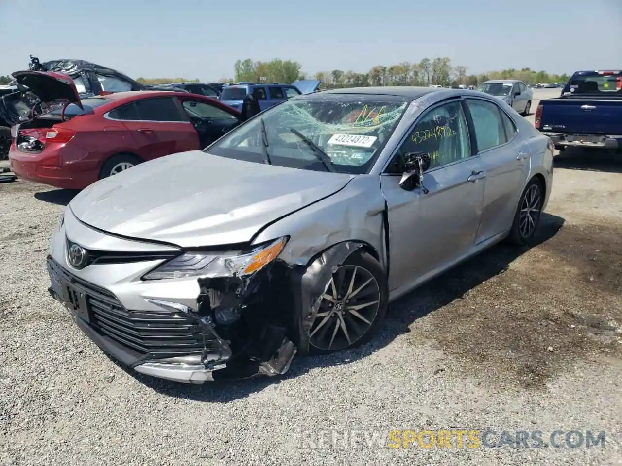 2 Photograph of a damaged car 4T1F11AK8NU014981 TOYOTA CAMRY 2022