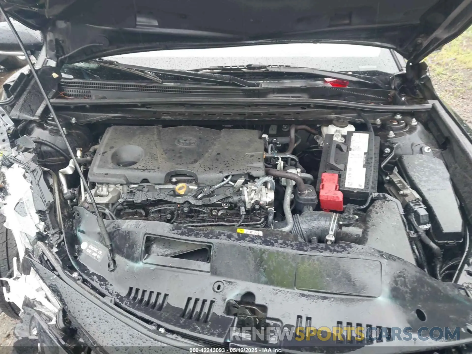 10 Photograph of a damaged car 4T1F11AK8NU076638 TOYOTA CAMRY 2022