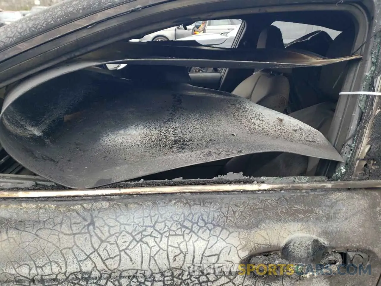 7 Photograph of a damaged car 4T1F11AK9NU068354 TOYOTA CAMRY 2022